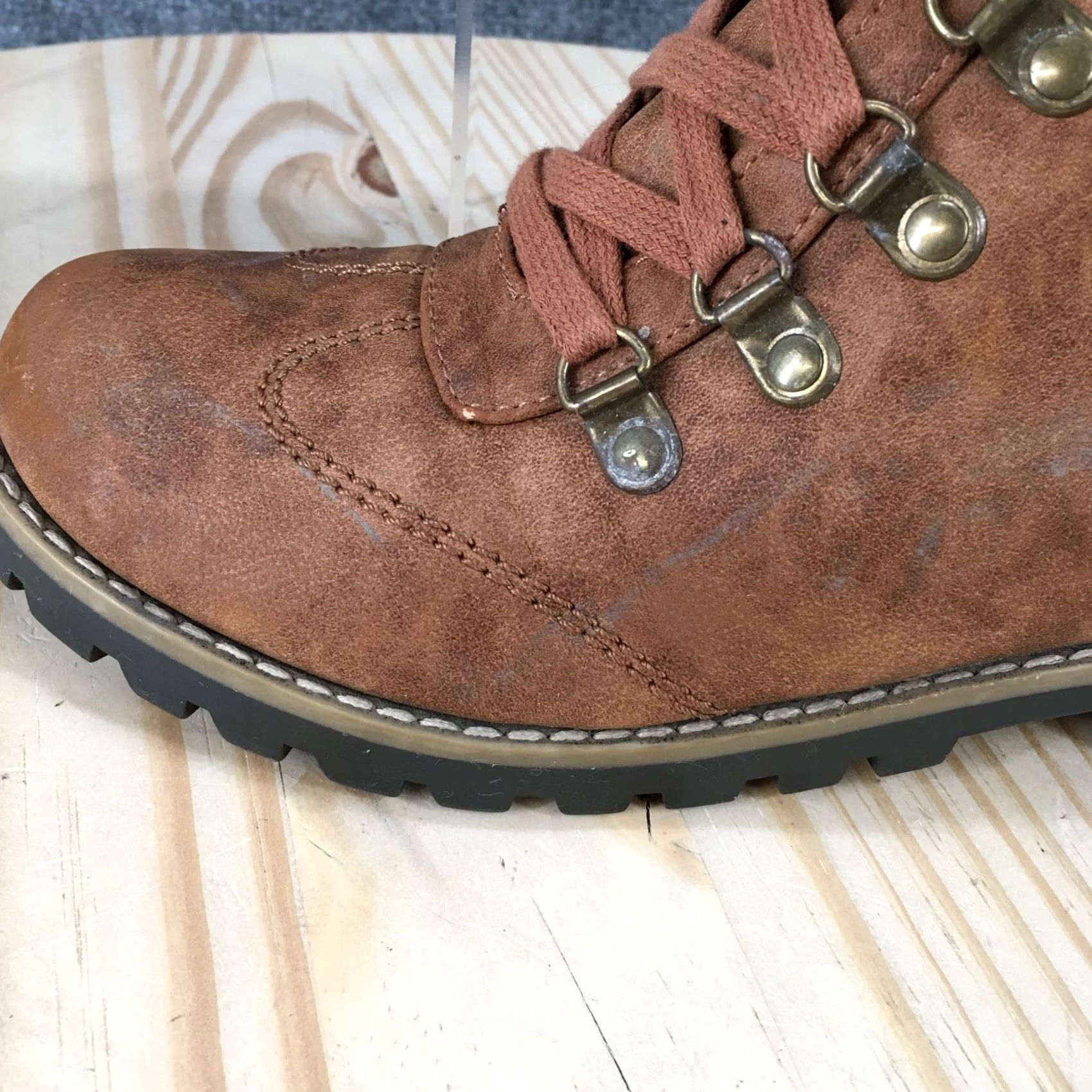 Vintage Cliffs by White Mountain Boots Womens 9.5 M Ports Mouth Bootie Brown Ankle Top Shoes Size L / US 10 / IT 46 - 3 Thumbnail