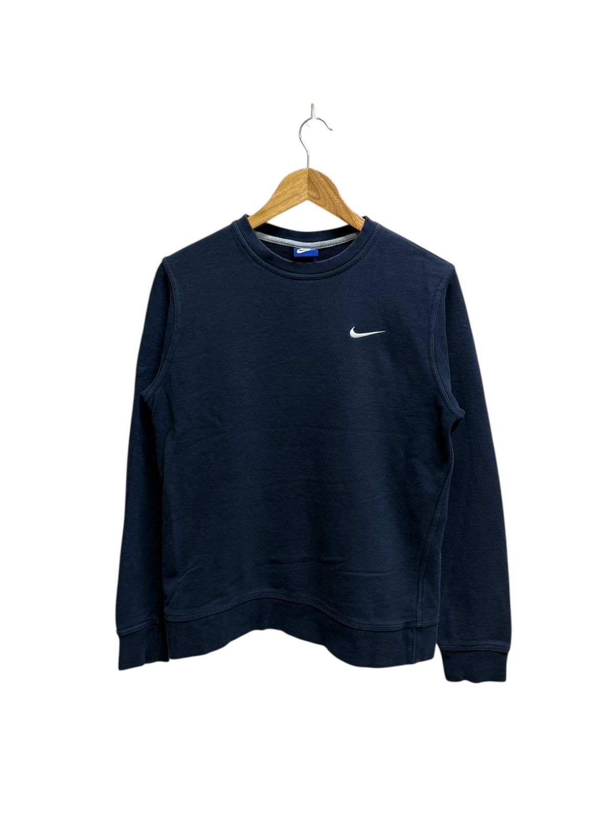 Nike Swoosh Blue Tag Small Logo Sweatshirt