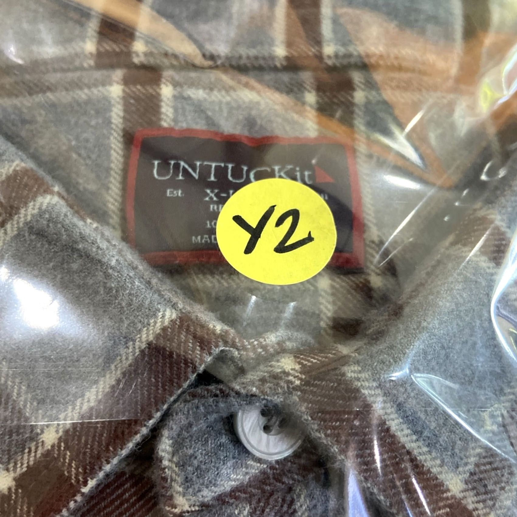 UNTUCKit UNTUCKit Flannel Shirt Mens XL Gray Check Long Sleeve Button Up Cotton Size US XL / EU 56 / 4 - 6 Thumbnail