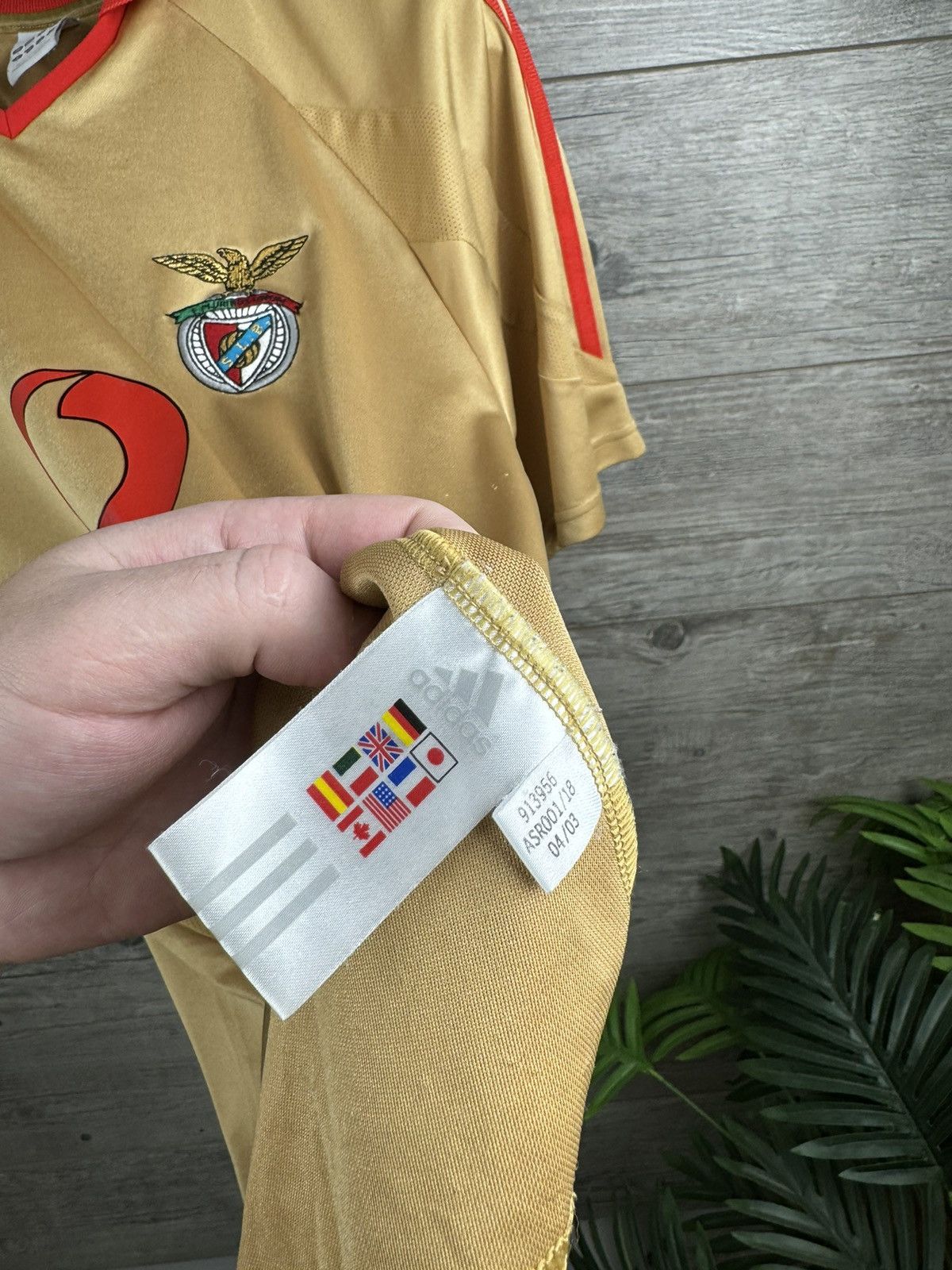 Adidas ADIDAS BENFICA 2003 2004 THIRD SHIRT FOOTBALL SOCCER JERSEY Size US S / EU 44-46 / 1 - 5 Thumbnail