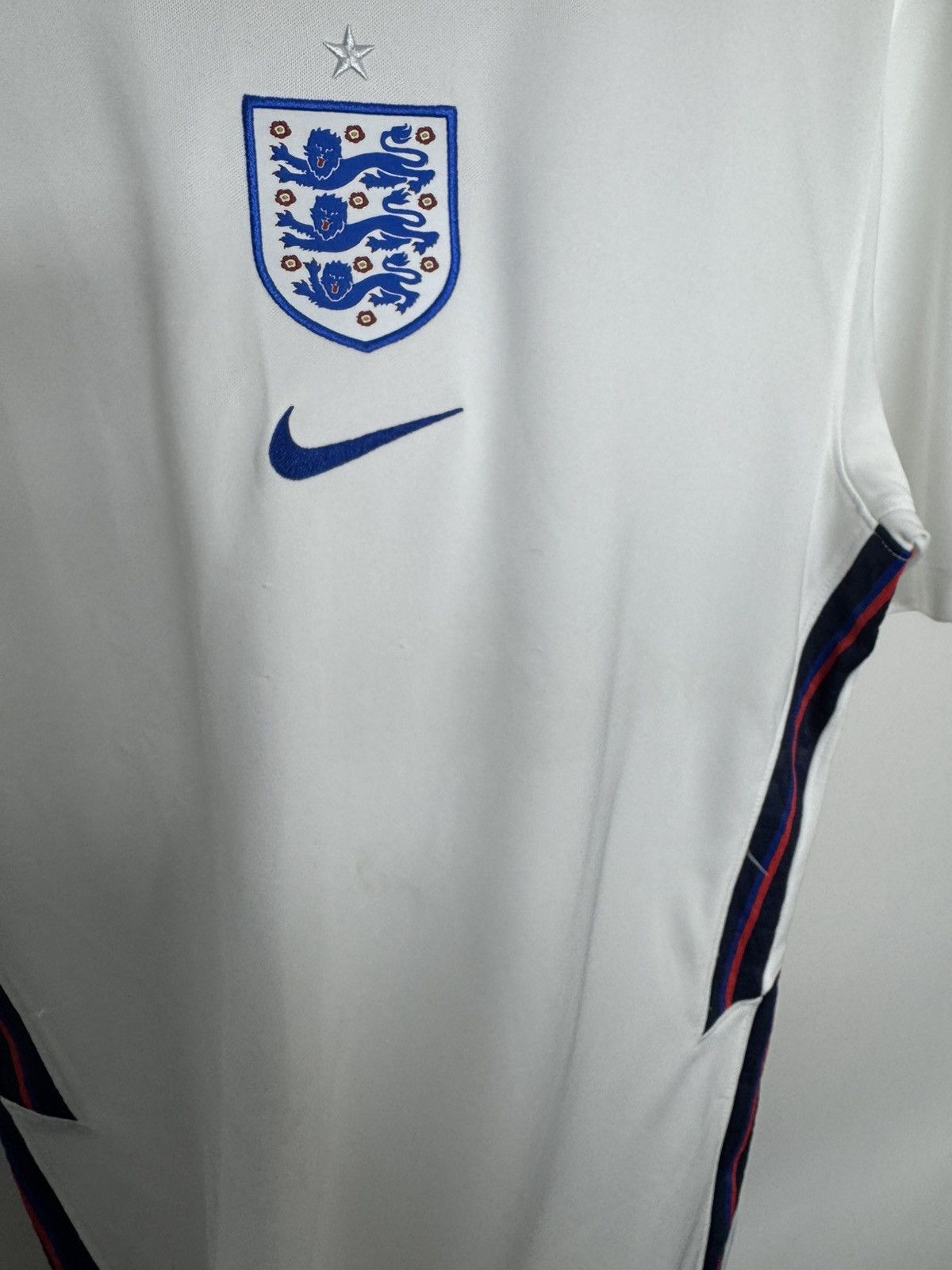 Nike Vintage Nike England National Team T-shirt jersey Size US S / EU 44-46 / 1 - 11 Thumbnail