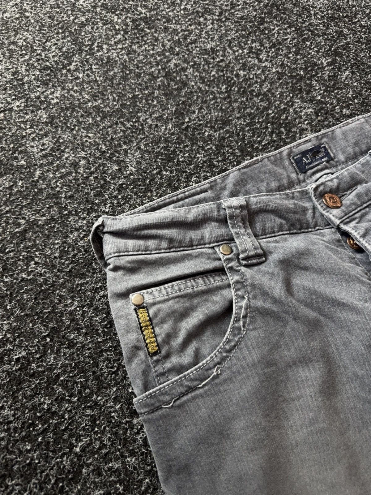 Armani 00s Armani Jeans AJ Distressed Faded Grey Slim Y2K Denim Size 28" / US 6 / IT 42 - 9 Thumbnail