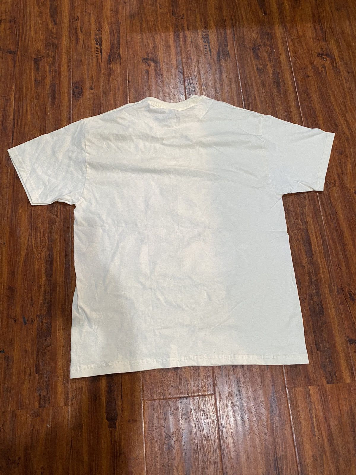 Other Bad bunny, graphic T-shirt Size US L / EU 52-54 / 3 - 2 Thumbnail
