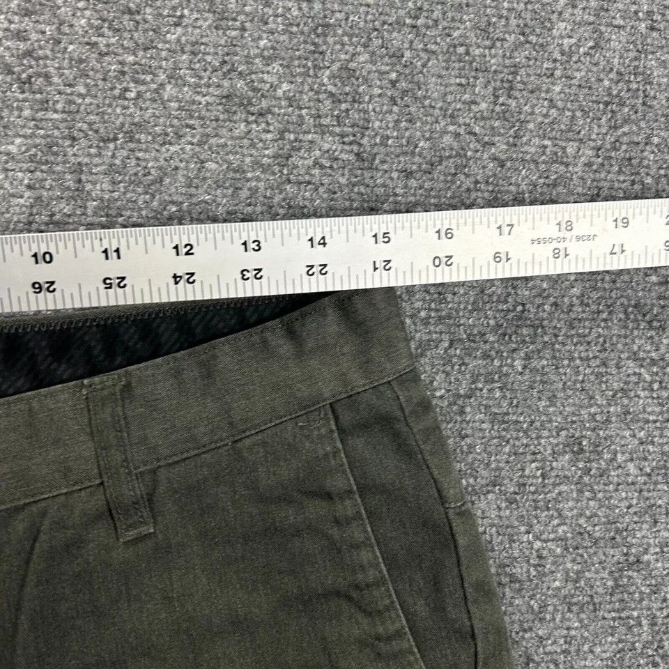 Volcom Volcom Shorts Mens 30 Gray Chino Casual Slash Pockets Adults Size US 30 / EU 46 - 4 Thumbnail