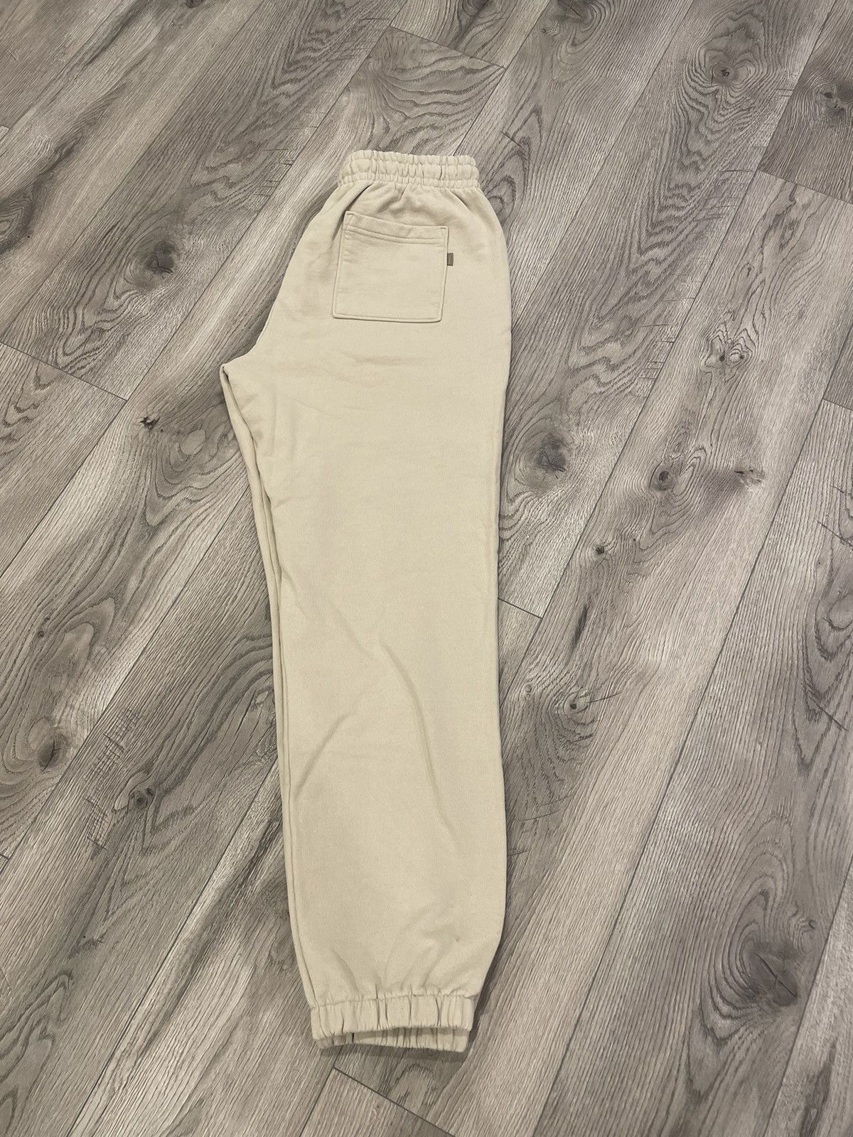 JJJJound Jjjjound beige J90 Sweatpants Size US 34 / EU 50 - 9 Thumbnail