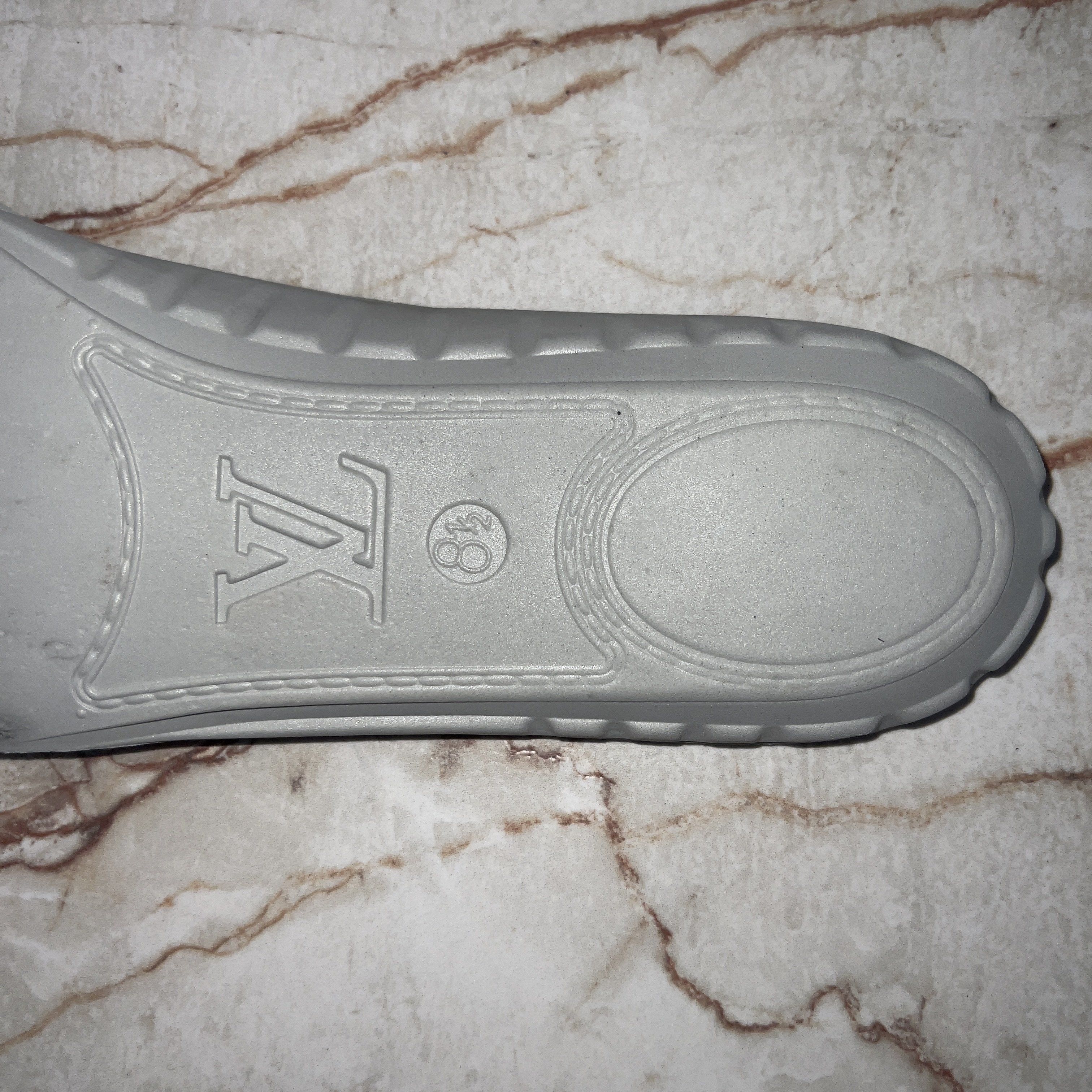 Louis Vuitton Slalom Sneaker Monogram Canvas Leather Size US 9.5 / EU 42-43 - 10 Thumbnail
