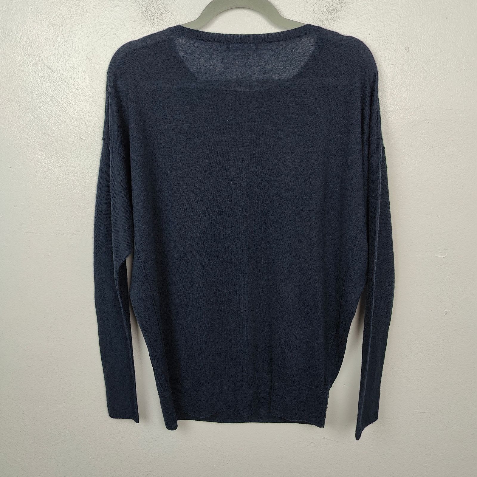 Vince Vince Sweater Large Navy Blue Pullover Relaxed Fit Knit Back Size L / US 10 / IT 46 - 7 Thumbnail