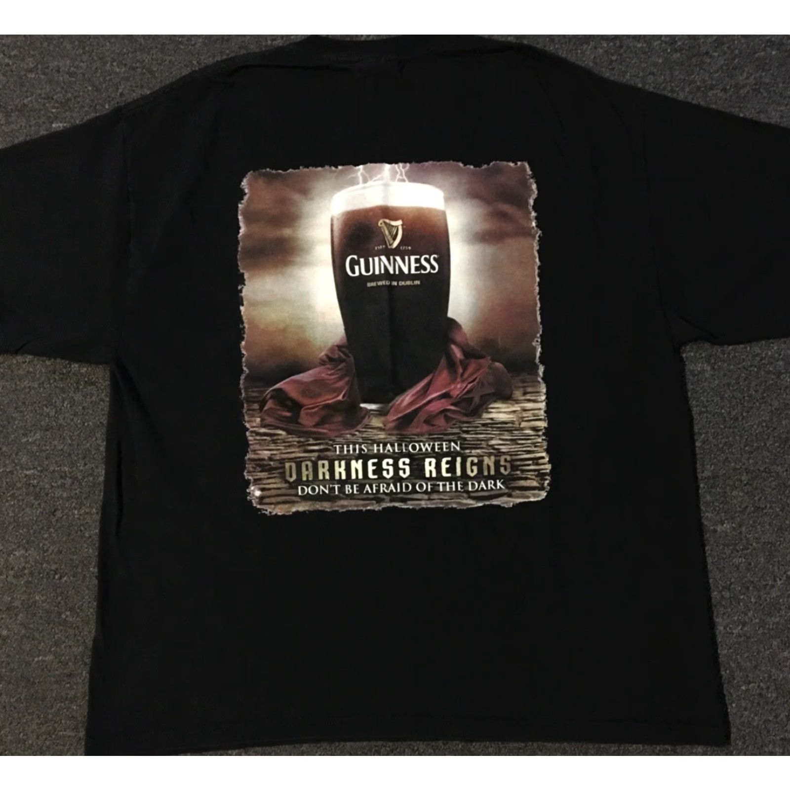 Vintage VINTAGE Guinness Halloween Darkness Reigns Promo Shirt L Black 90s Funny Bar Size US L / EU 52-54 / 3 - 2 Thumbnail