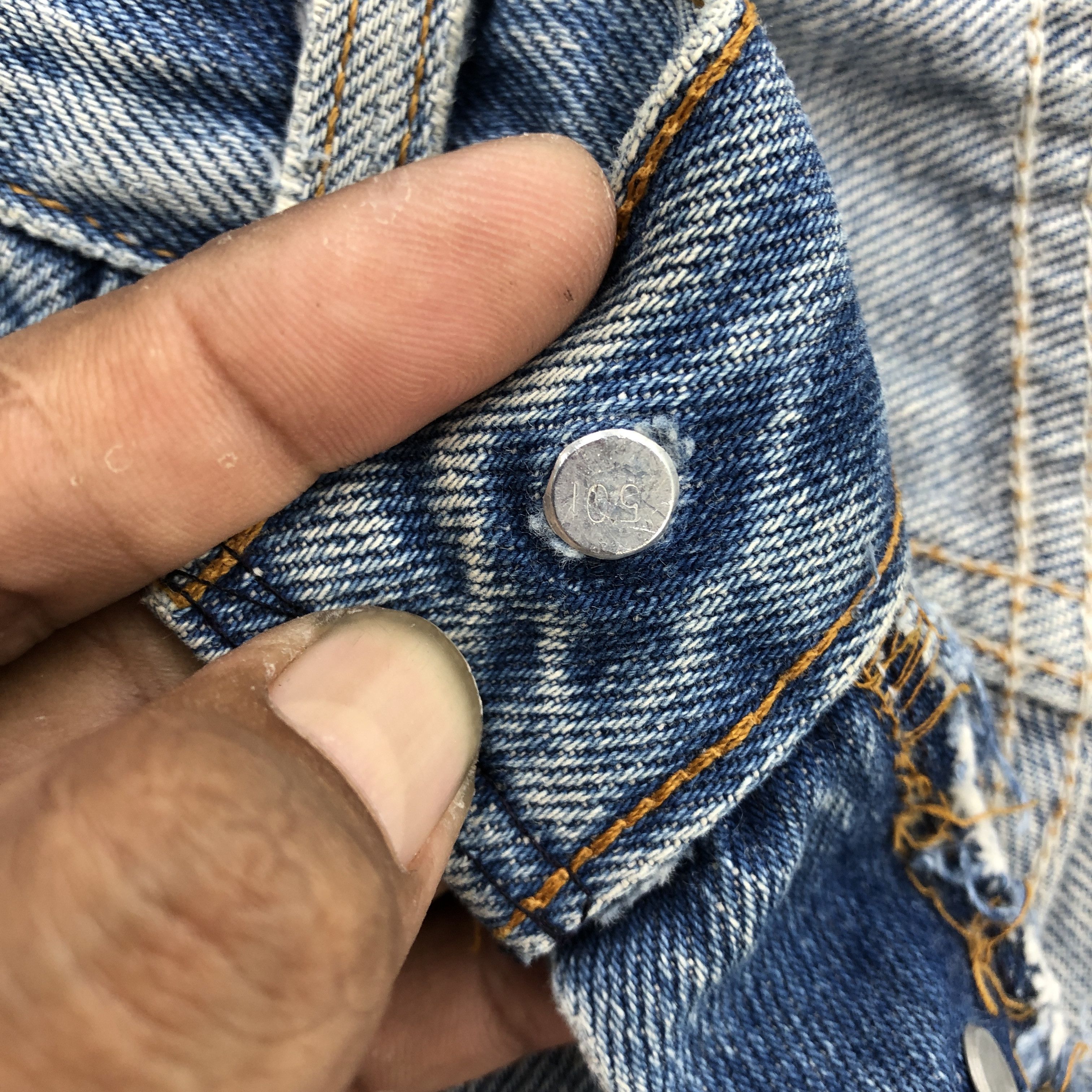 Levi's Vintage 80's Levis 501 Distressed Jeans Levi's Faded Denim Size US 32 / EU 48 - 8 Thumbnail