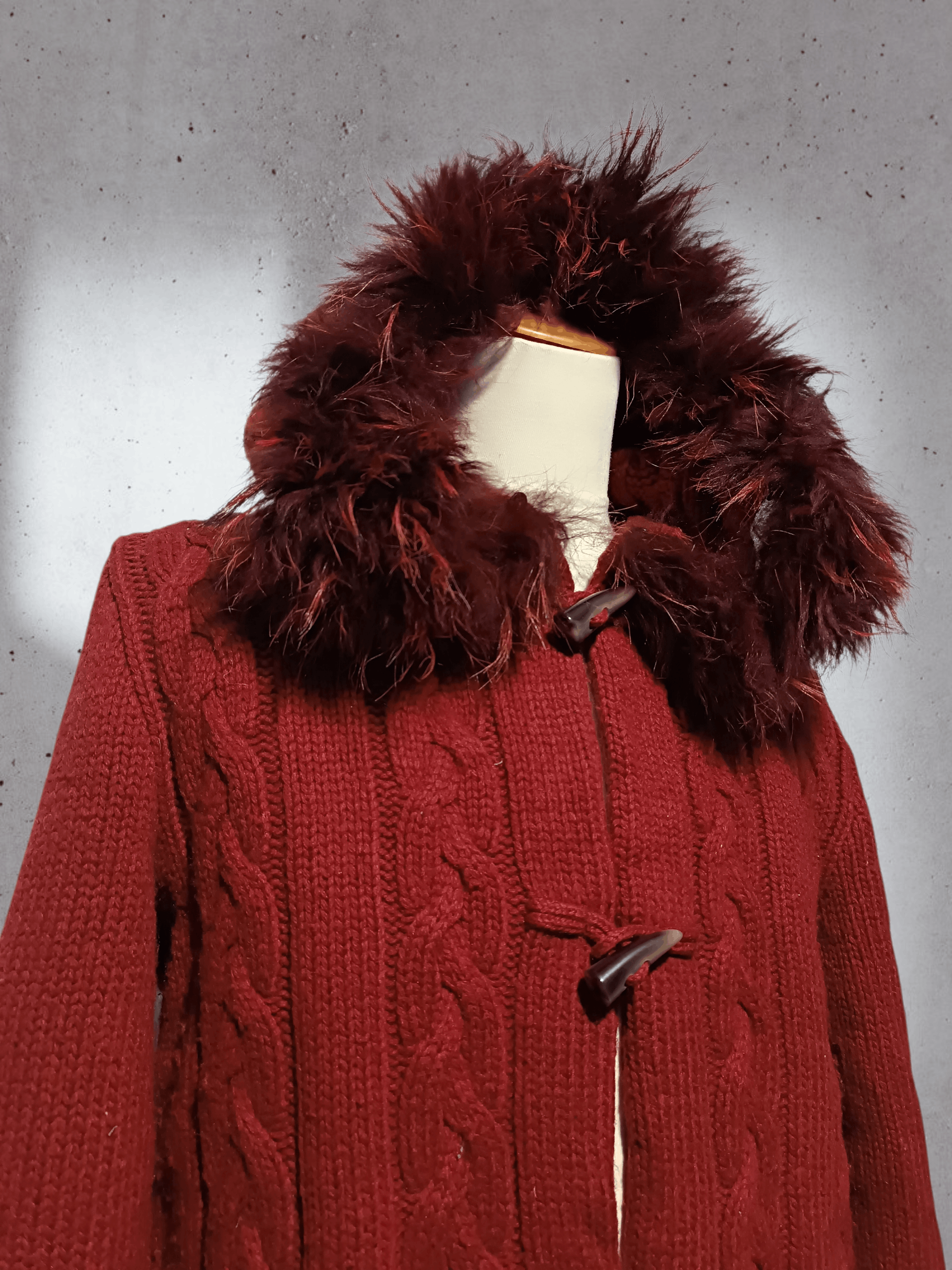 Japanese Brand Red Knit Sweater Fur Raccoon Hoodie Size US M / EU 48-50 / 2 - 4 Thumbnail