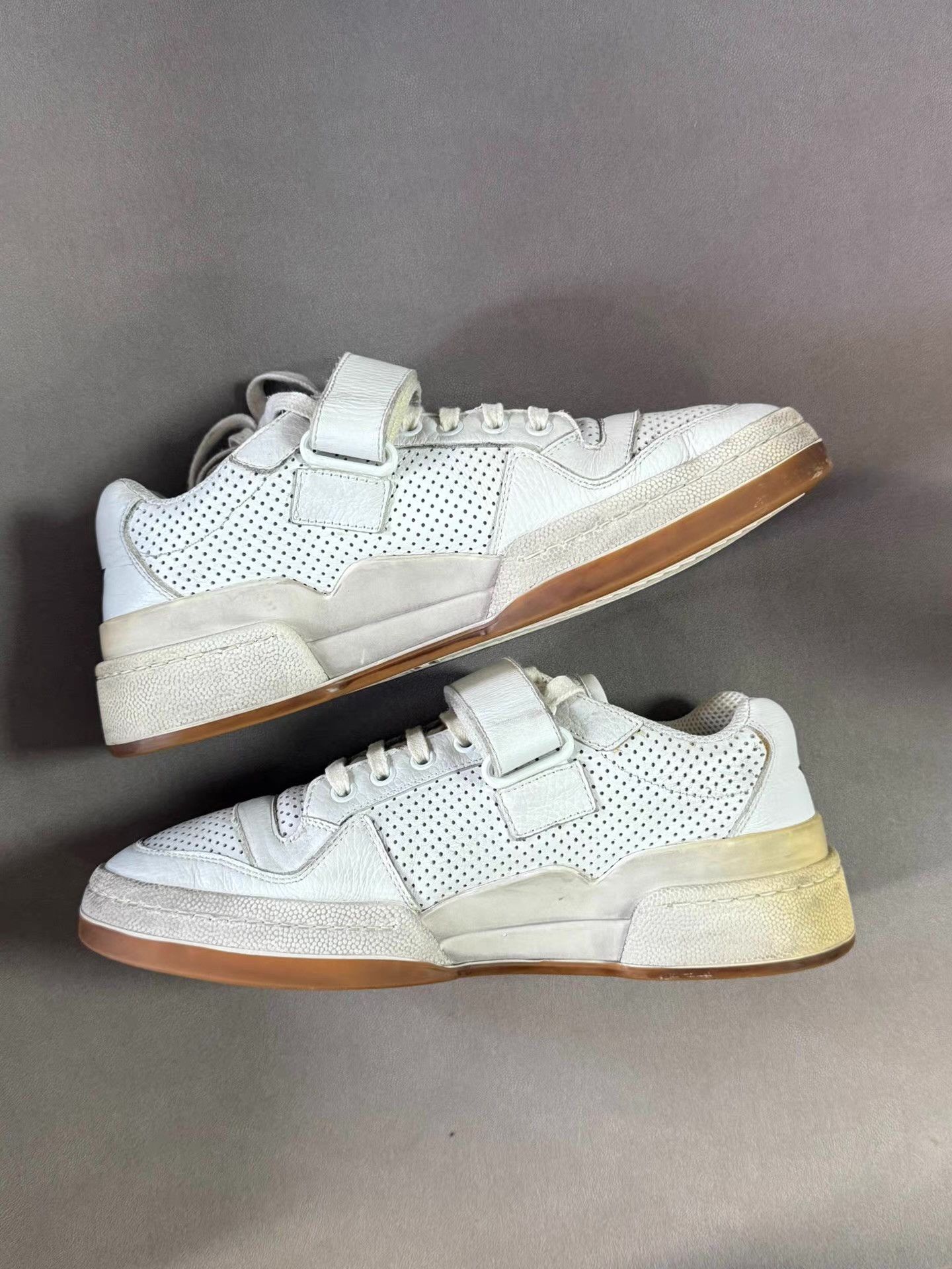 Saint Laurent Paris Saint Laurent White distressed leather low-top sneakers。Ｑ20 Size US 6.5 / EU 39-40 - 4 Thumbnail