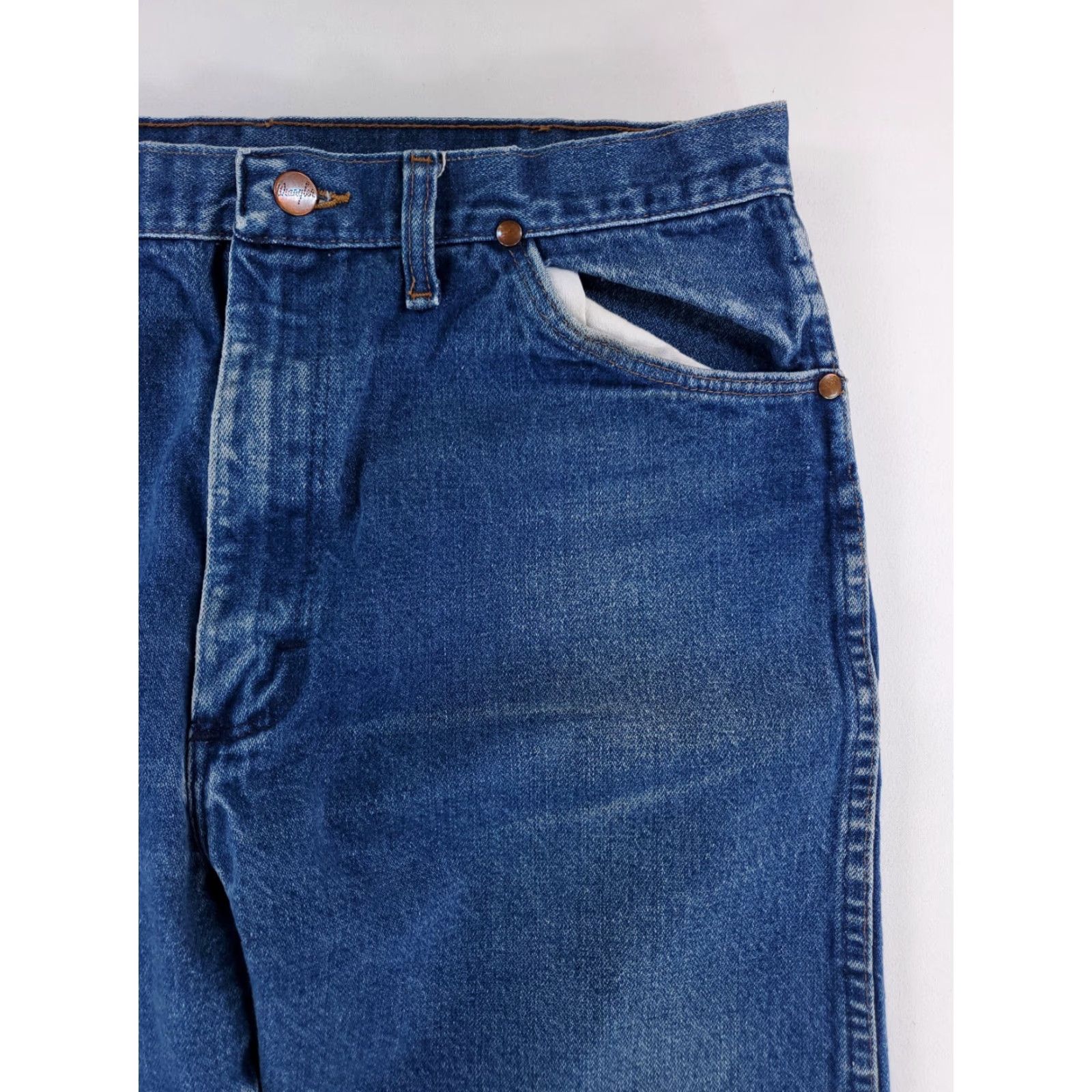 Wrangler VINTAGE Wrangler 13MWZ Jeans Mens 36 x 29 Blue Whiskering 70s 80s Straight Jeans Size US 36 / EU 52 - 2 Thumbnail