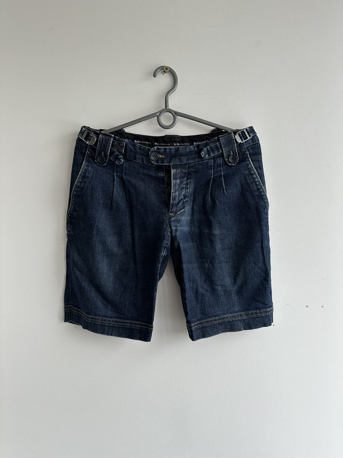 Dolce & Gabbana 90s Dolce & Gabbana Denim Shorts Blue IT 44 Buckle Waist D&G Size 30" / US 8 / IT 44 - 1 Thumbnail