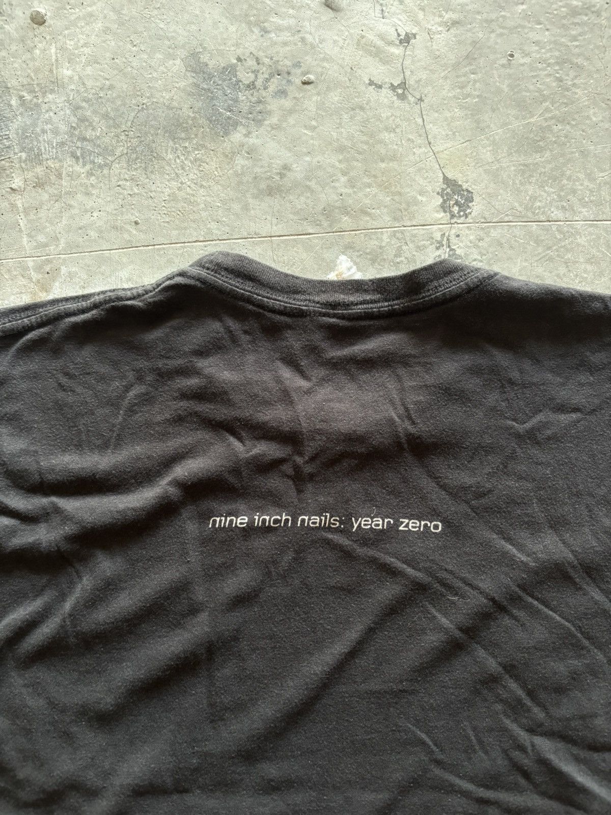 Band Tees vintage rare NINE INCH NAILS censored boxy erd style y2k Size US L / EU 52-54 / 3 - 4 Thumbnail