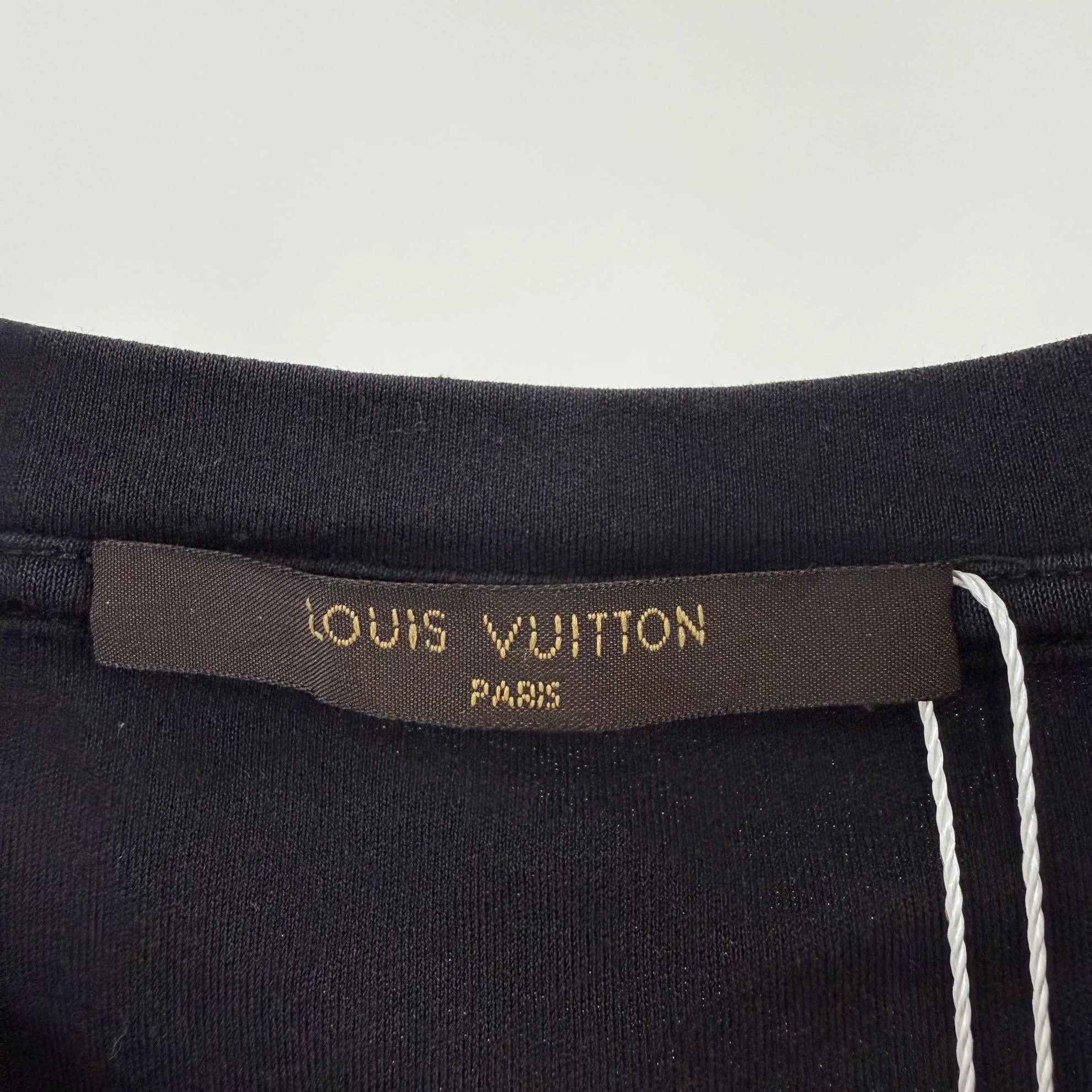 Louis Vuitton Louis Vuitton Black Tee L Size Size L / US 10 / IT 46 - 6 Thumbnail