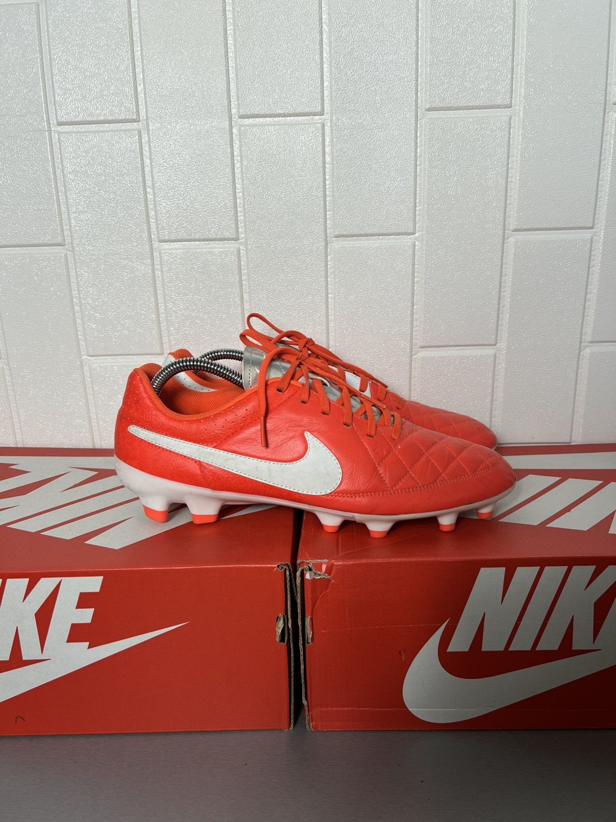 Nike VINTAGE NIKE TIEMPO GENIO FG ELITE SOCCER JERSEY RETRO Y2K Size US 11 / EU 44 - 5 Thumbnail