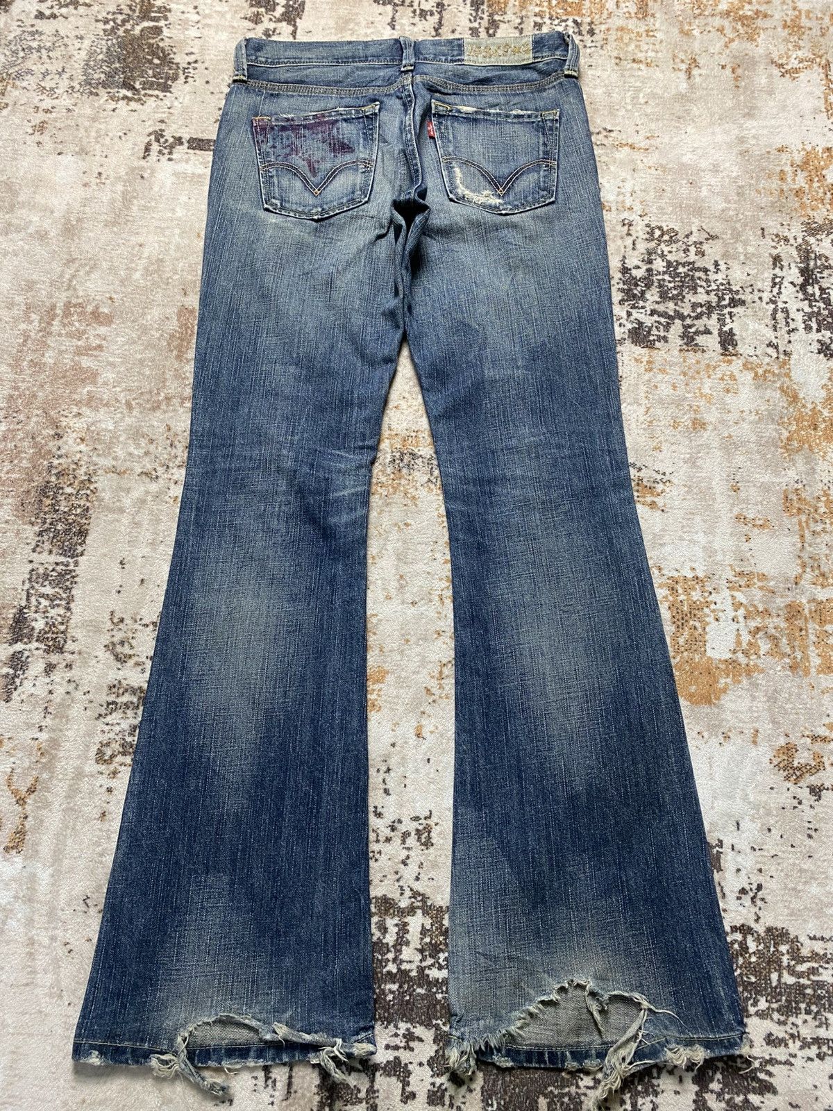 Levi's Rare Levi’s Distressed Bootcut Size US 30 / EU 46 - 8 Thumbnail