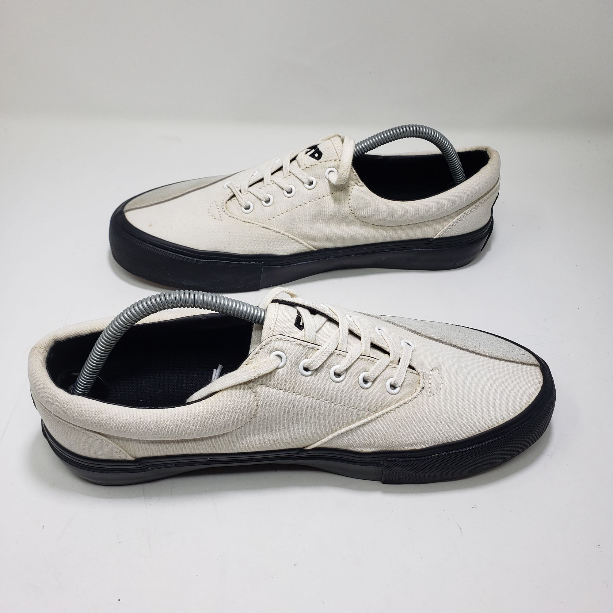Other RARE FTP x Clearweather DONNY Skate Shoes White Black Low To Size US 10 / EU 43 - 9 Thumbnail