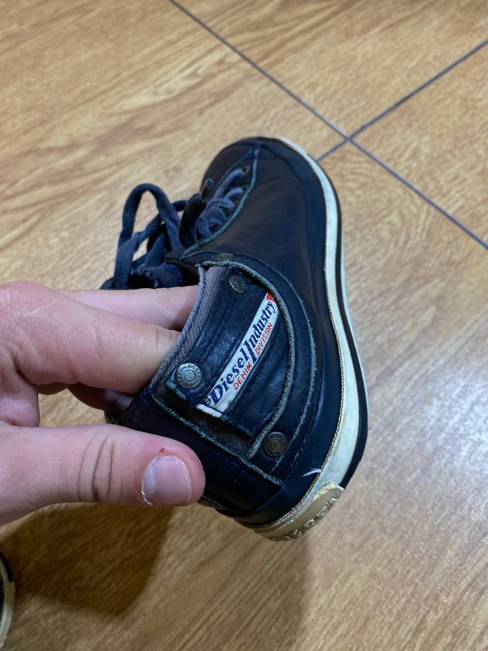 Diesel Streetwear Logo DIESEL VINTAGE Y2K Sneakears Size US 8.5 / IT 38.5 - 19 Thumbnail