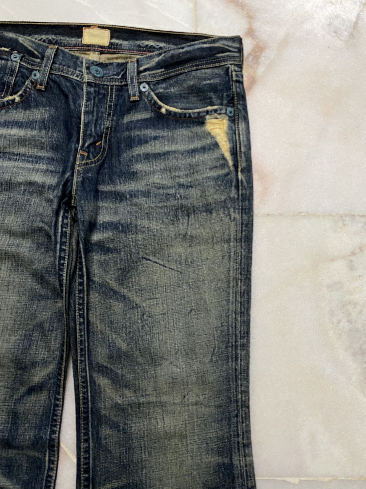 Levi's 💥Flare💥Vintage 90-00s Levi’s Ripped Distress Mudwash Jean Size US 30 / EU 46 - 6 Thumbnail