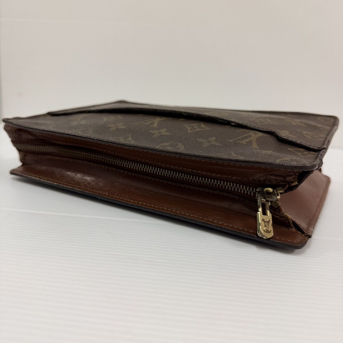 Louis Vuitton Louis Vuitton Monogram Clutch Bag Size ONE SIZE - 5 Thumbnail
