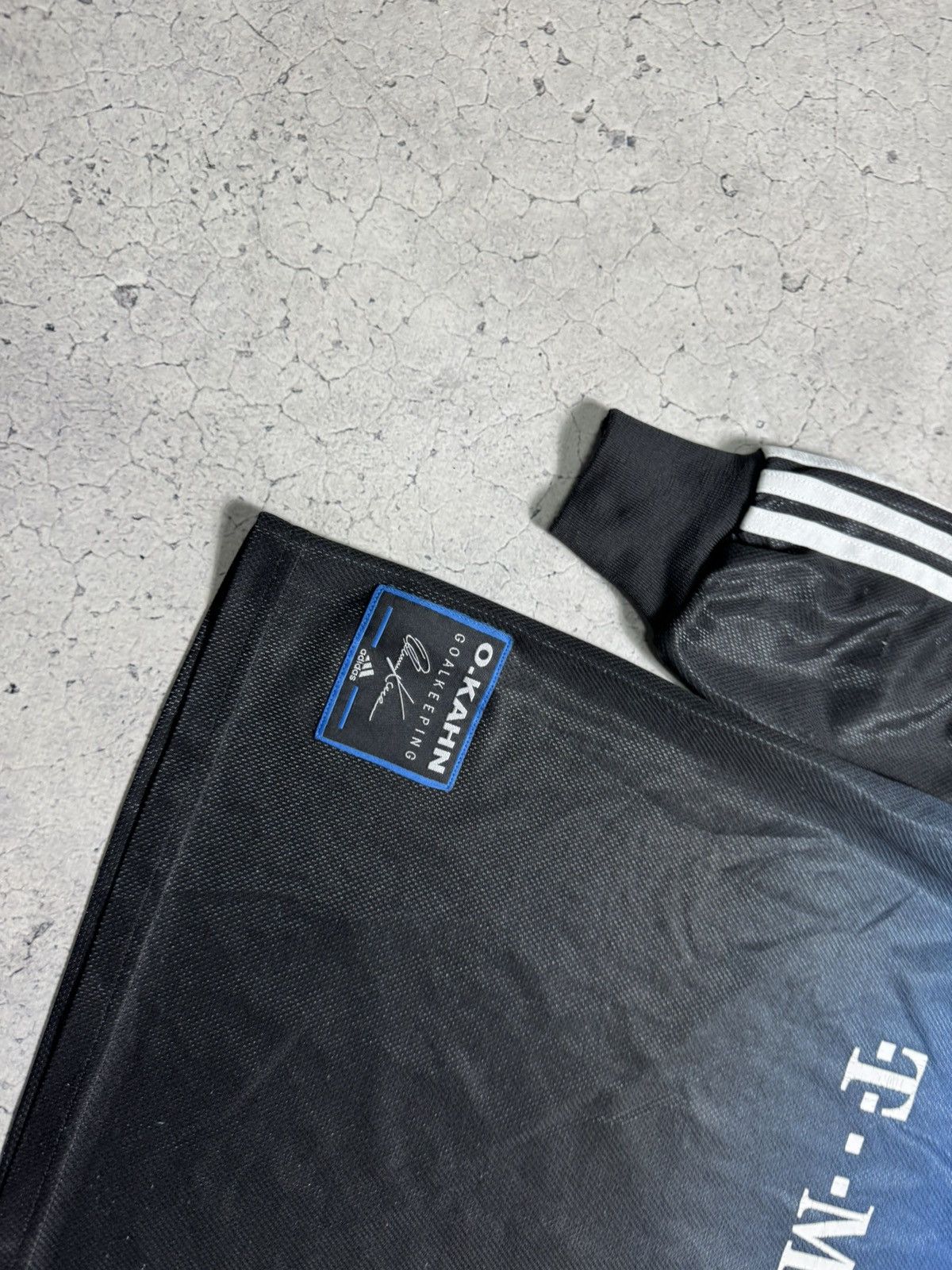 Adidas Adidas FC Bayern #1 Kahn GoalKeeper Jersey 2003/2004 Vintage Size US XS / EU 42 / 0 - 3 Thumbnail