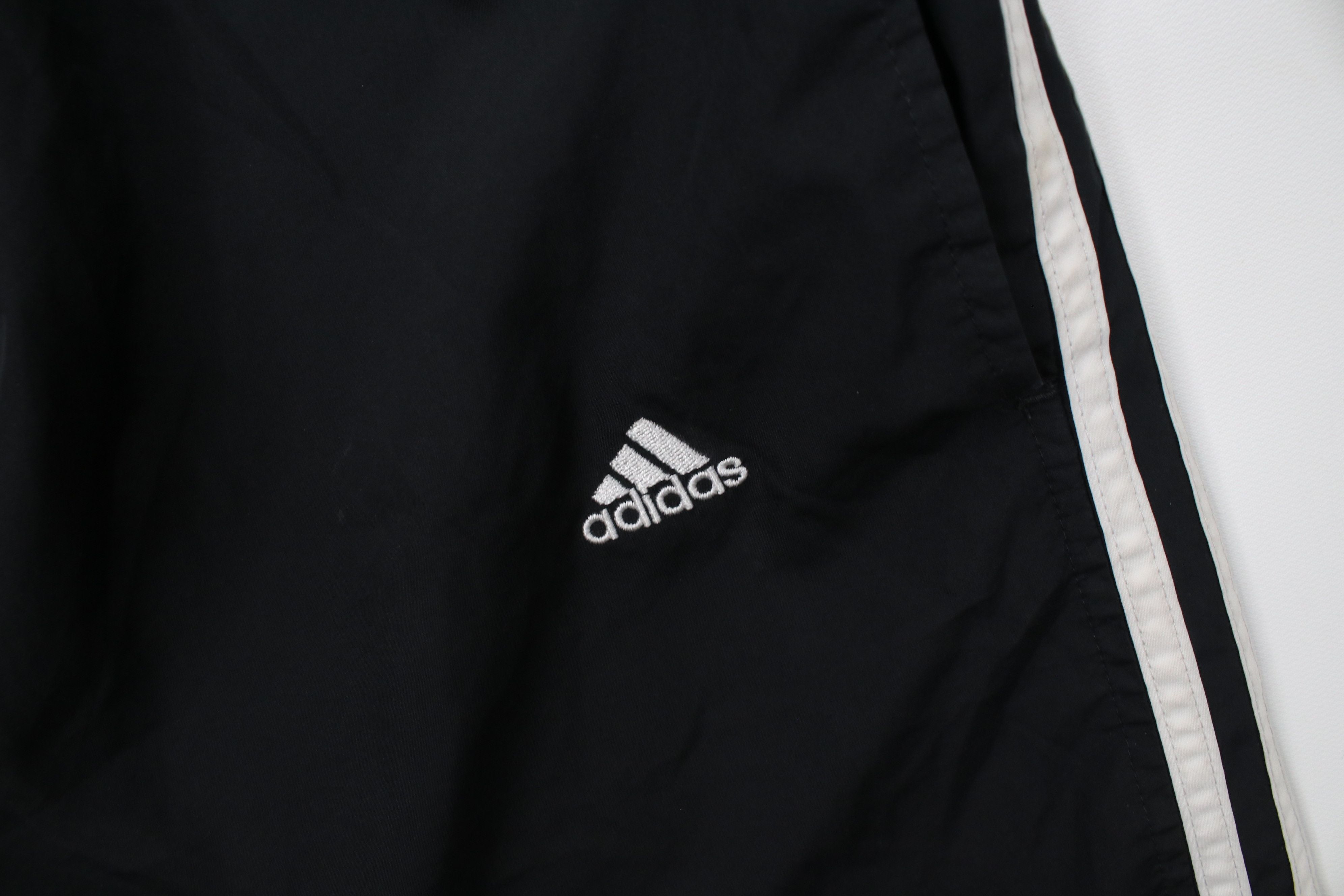 Adidas Vintage Y2K 2005 Adidas Wide Leg Windbreaker Pants Black Size US 36 / EU 52 - 7 Thumbnail