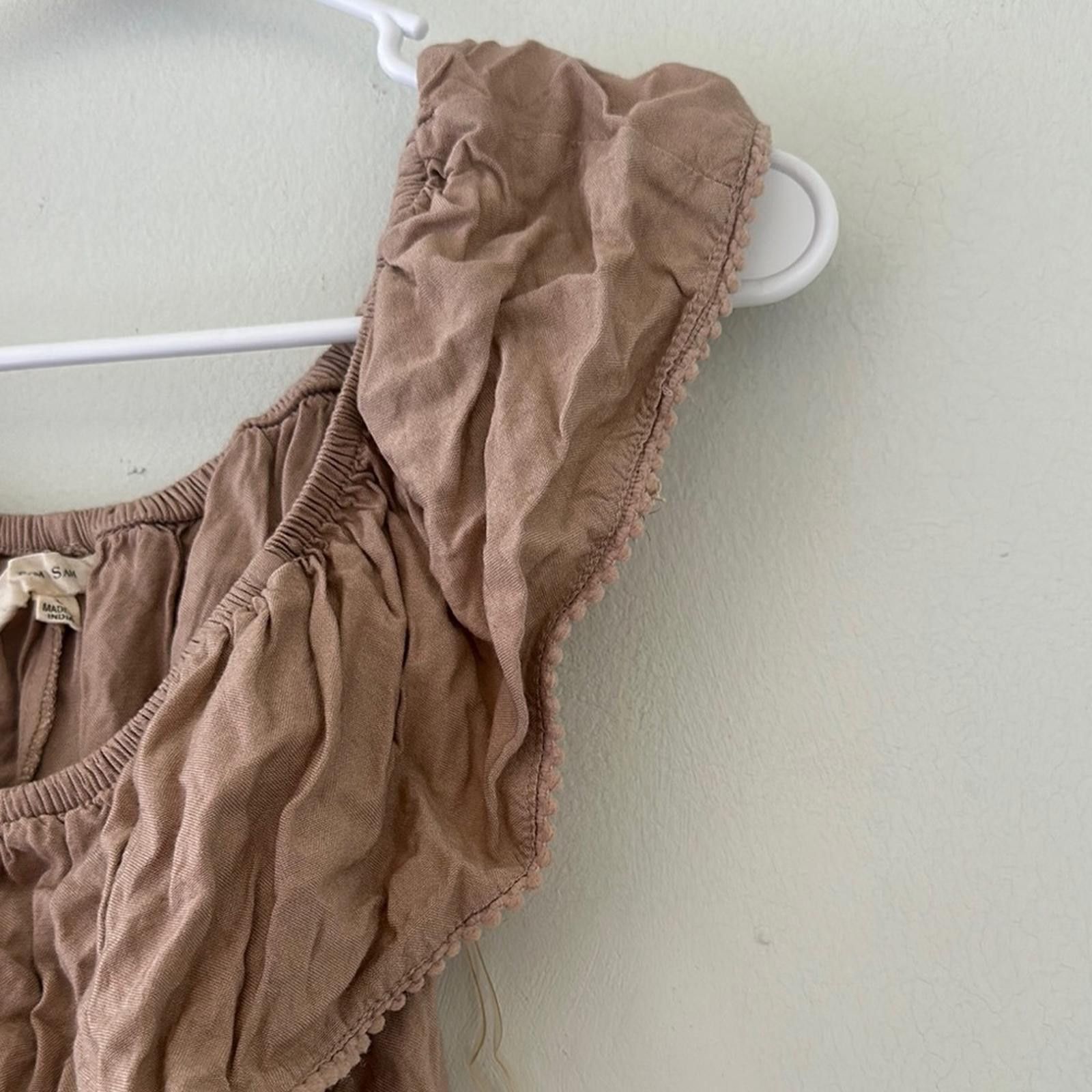 Designer Ruffled Tan Blouse with Short Sleeves Size S / US 4 / IT 40 - 3 Thumbnail