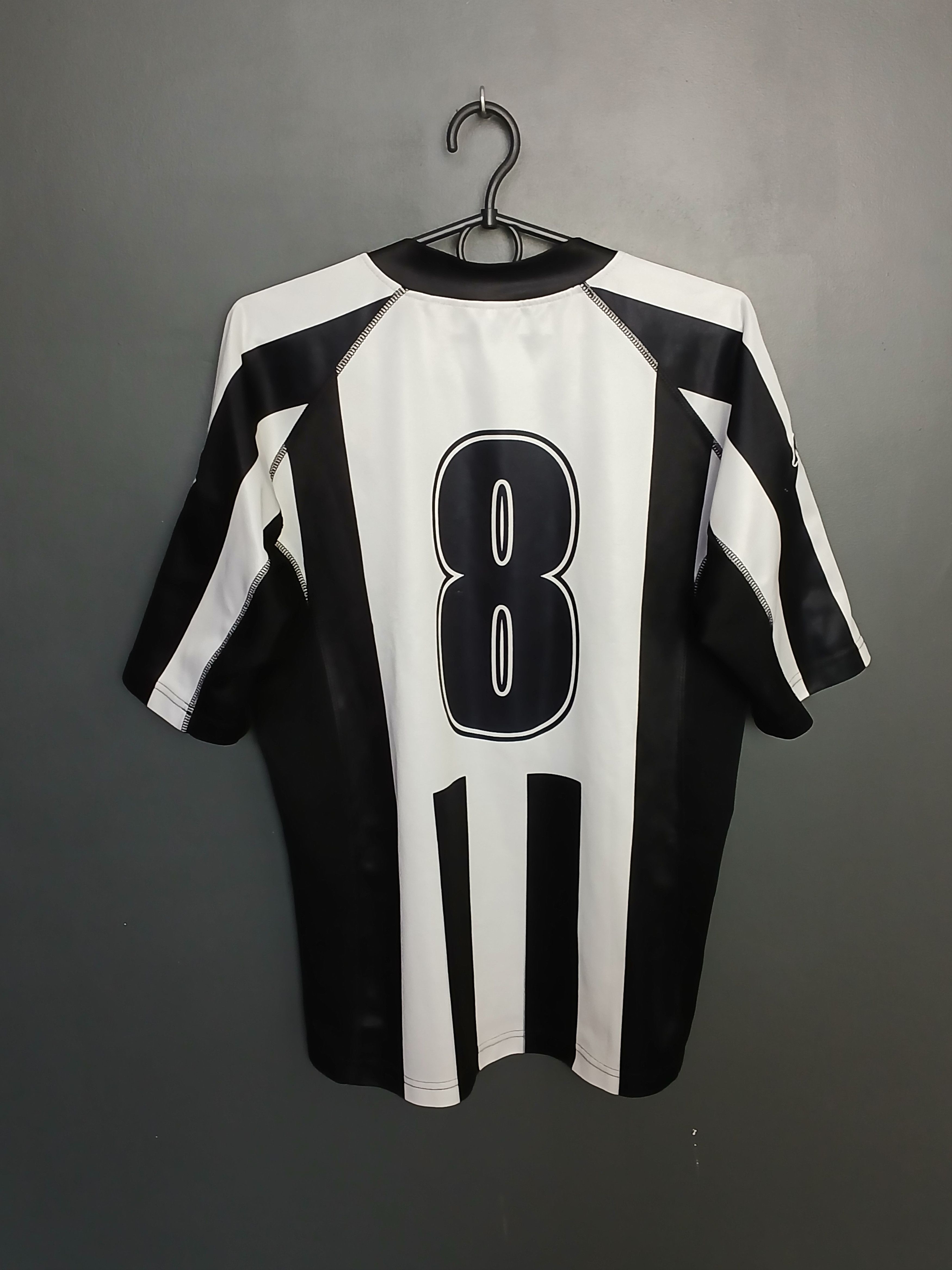 Other Partizan Belgrade 2003/2004 Home Football Jersey T-Shirt Size US M / EU 48-50 / 2 - 2 Thumbnail