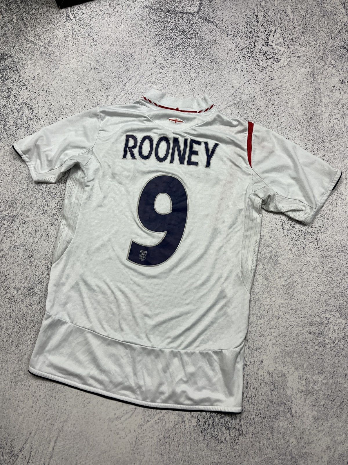 Umbro Vintage Umbro England 2005 2007 Rooney #9 Home Soccer Shirt Size US M / EU 48-50 / 2 - 13 Thumbnail