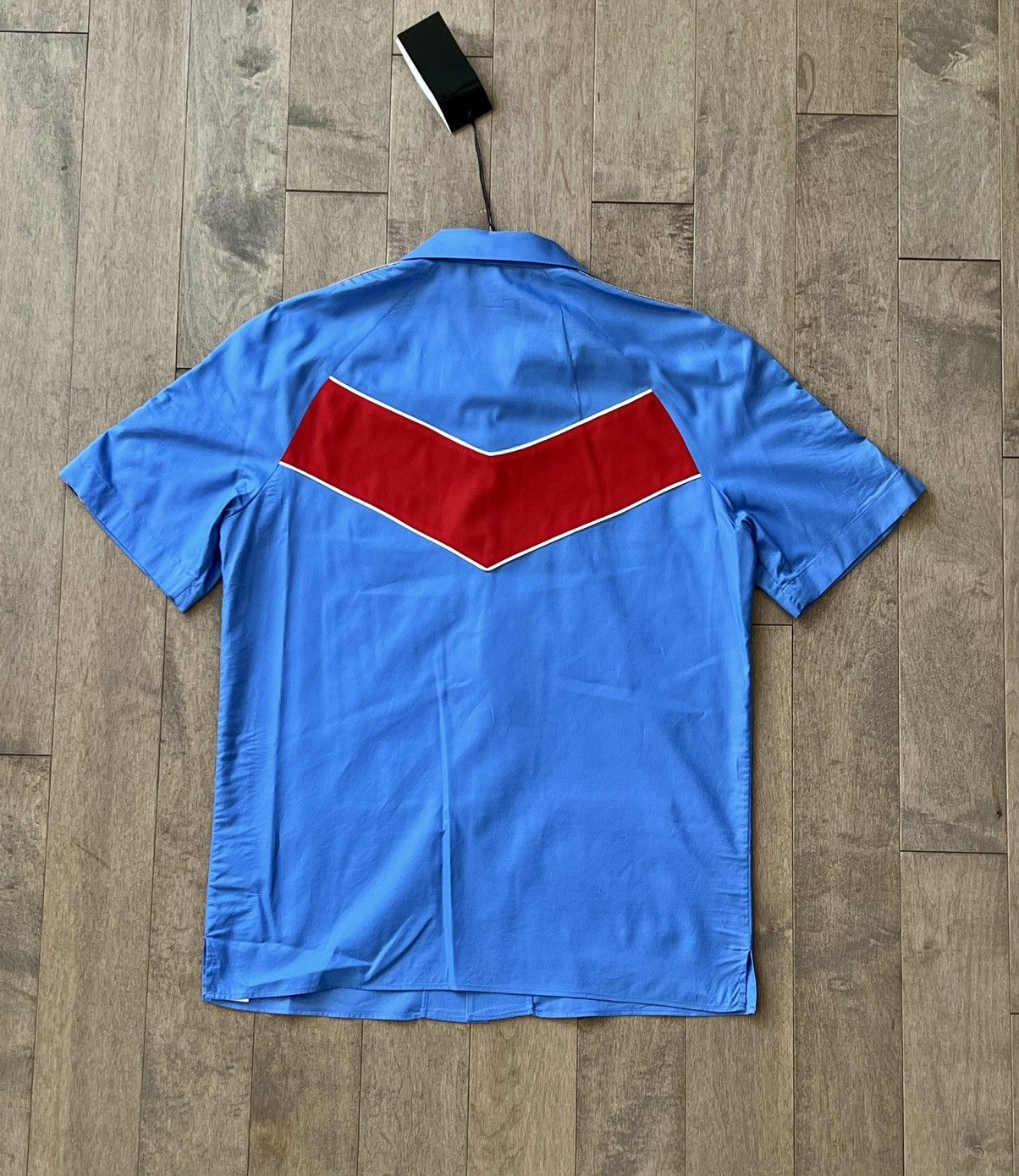 Gucci NeW FINAL OFFER Gucci Blue/Red Logo Camp Bowling Shirt 48 Size US M / EU 48-50 / 2 - 3 Thumbnail