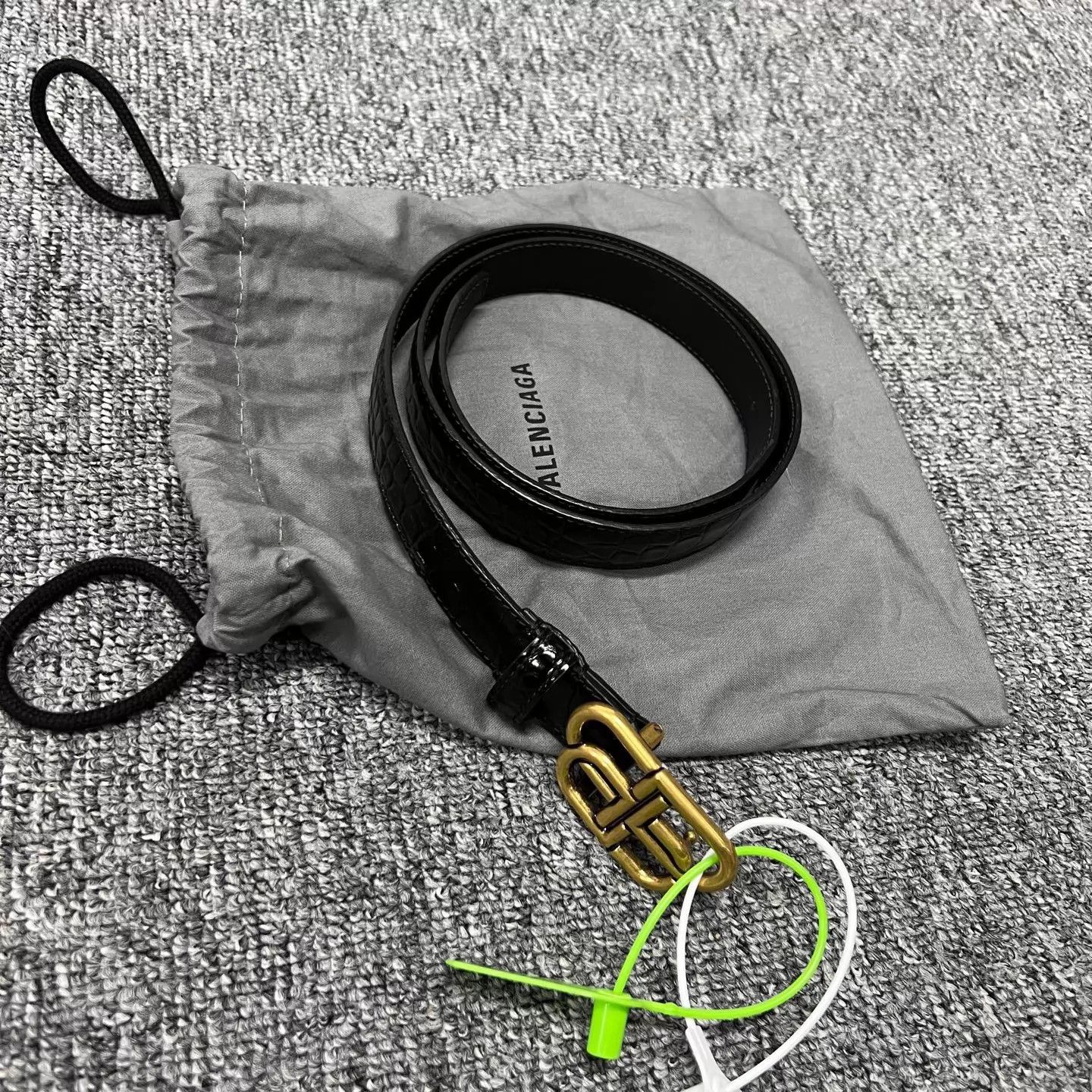 Balenciaga BALENCIAGA BB Gold Buckle Croc Belt 99 New Unisex 80 Size ONE SIZE - 1 Thumbnail