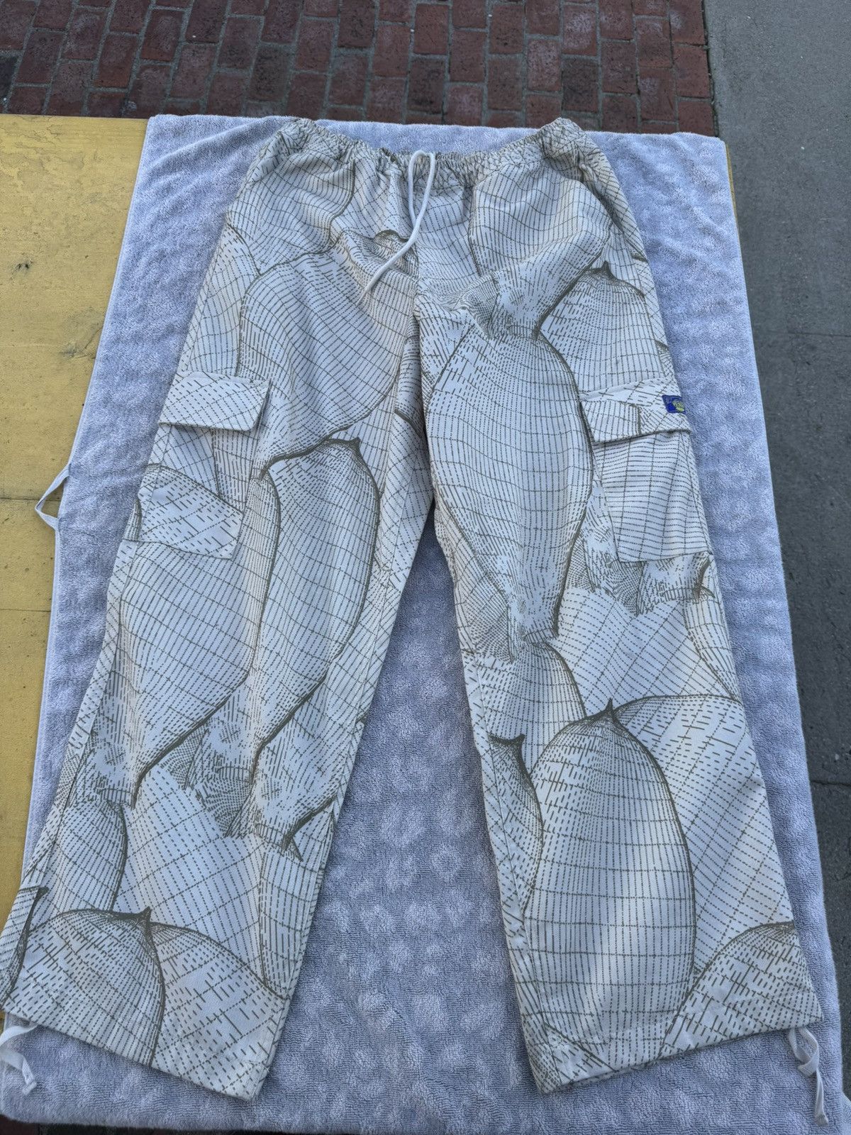Other Coney Island Picnic Print Cargo Pants Size US 36 / EU 52 - 3 Thumbnail