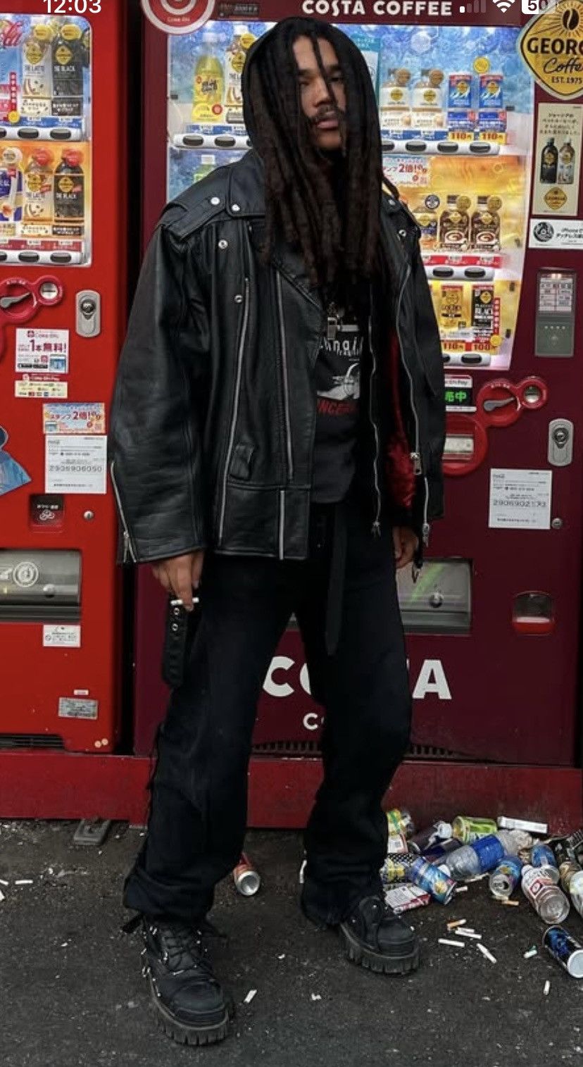 Levi's × Vintage UPCYCLED CUT UP ONE OF ONE JEANS SIMILAR TO BALENCIAGA DENIM Size US 31 - 7 Thumbnail