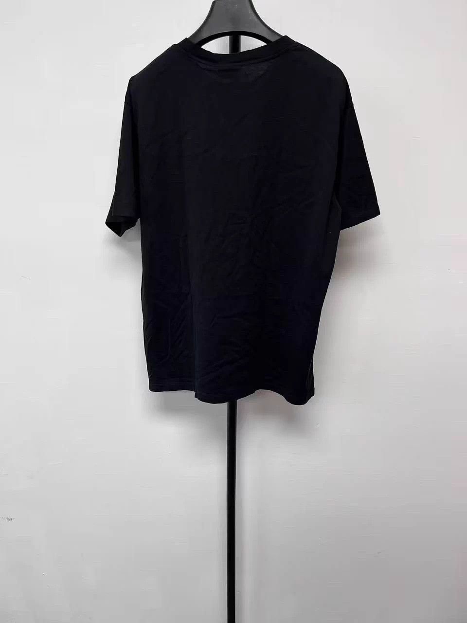 Celine CELINE Men Logo Print Crewneck Short-Sleeve Black Tee XS Size US XS / EU 42 / 0 - 2 Thumbnail