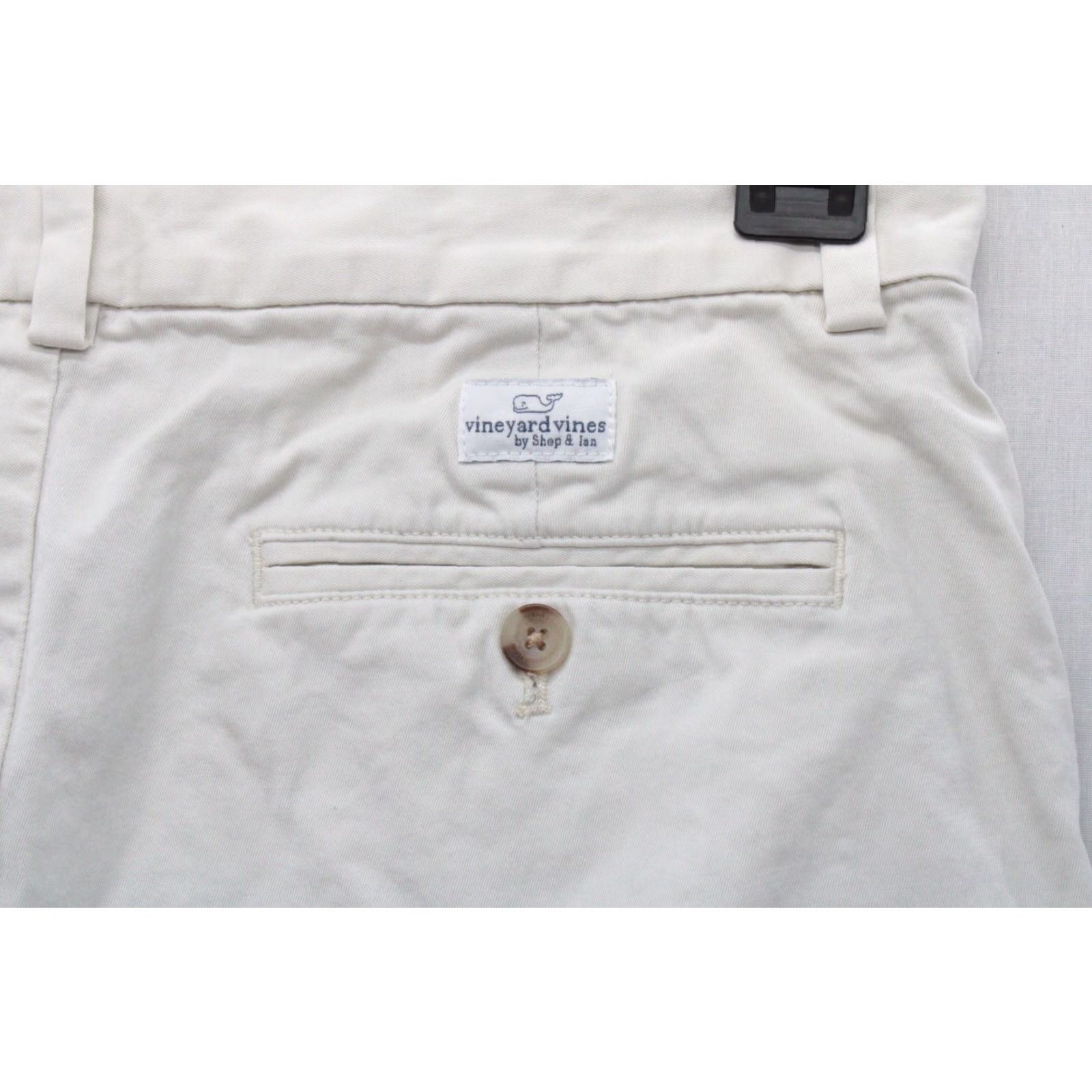 Vineyard Vines Vineyard Vines Breaker Shorts Men's 30 Beige Flat Front Chino 9" Inseam Modern Size US 30 / EU 46 - 3 Thumbnail