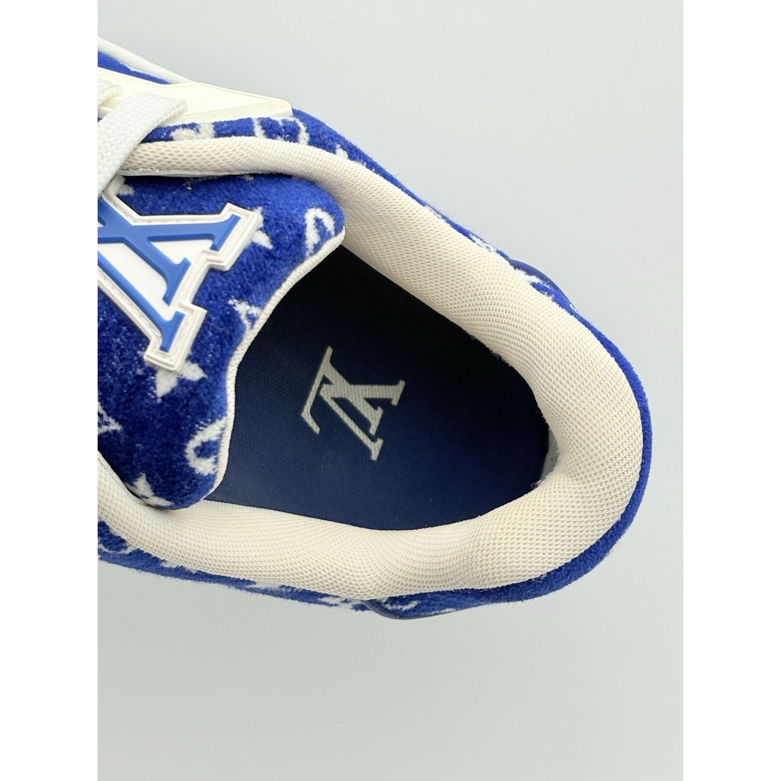 Louis Vuitton Louis Vuitton Trainer ' Blue Monogram ' | SUPER CLEAN! Size US 9.5 / EU 42-43 - 6 Thumbnail