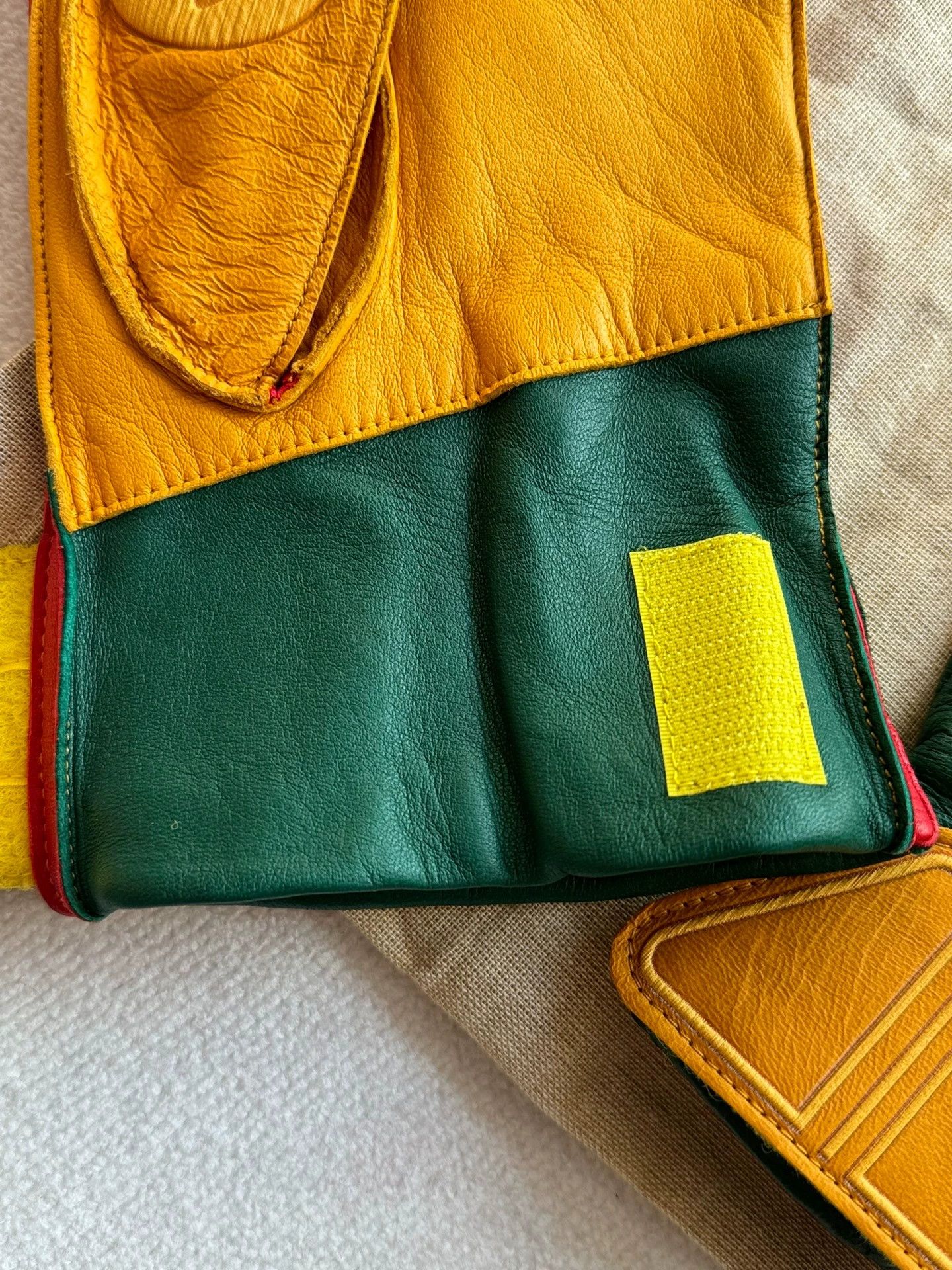 Adidas Gucci x adidas moto leather gloves yellow-green 8.5 Size ONE SIZE - 4 Thumbnail