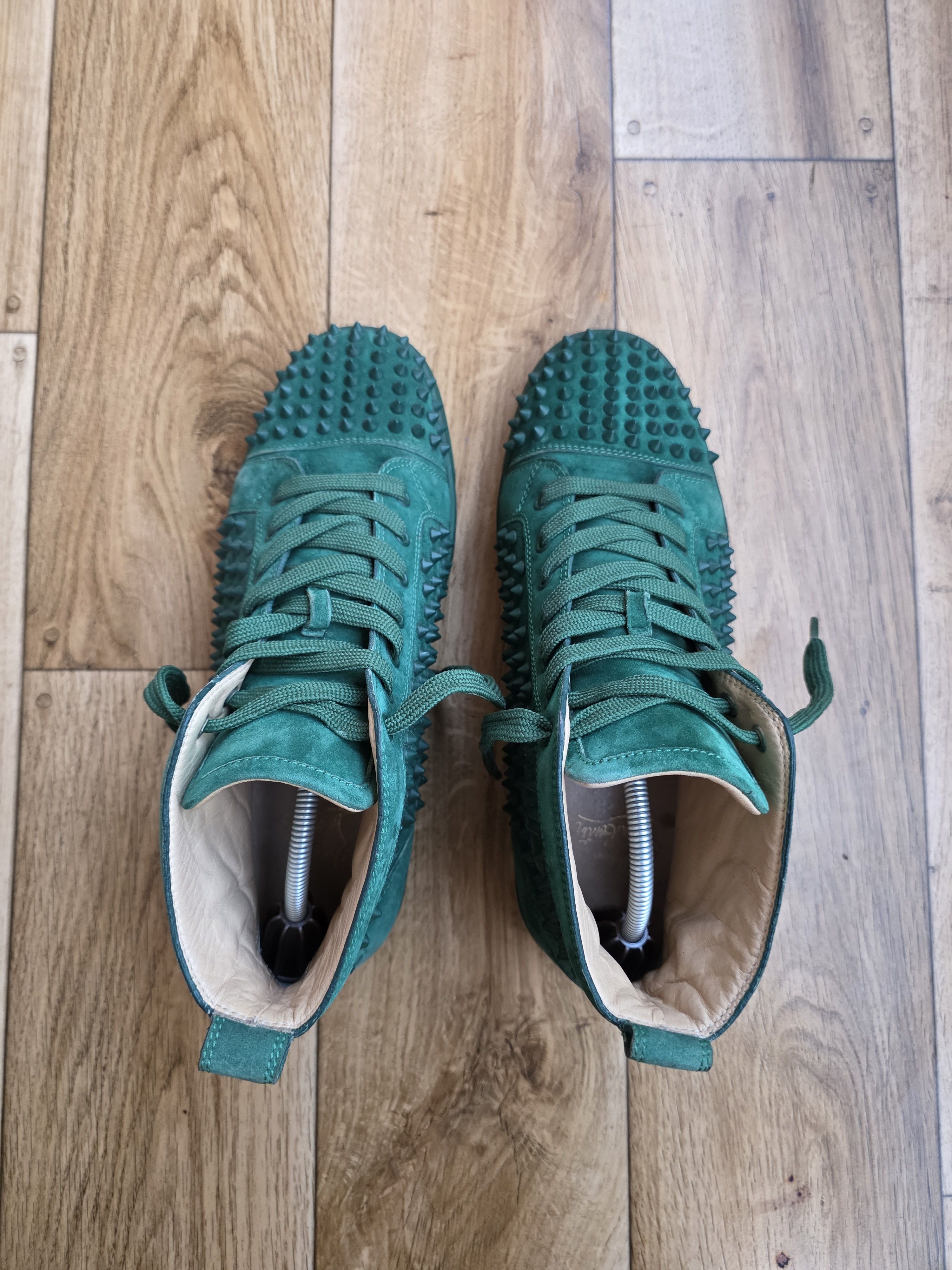 Christian Louboutin Christian Louboutin Suede Louis Junior Spikes Size US 10 / EU 43 - 13 Thumbnail