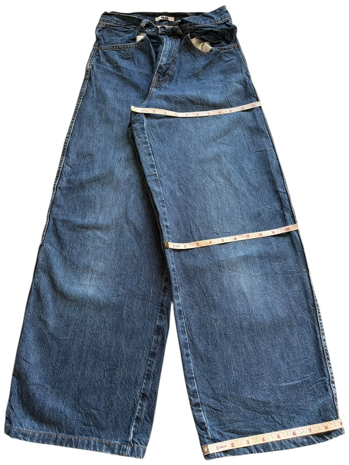 Uniqlo Vintage Uniqlo Blue Wash Baggy Jeans Size US 26 / EU 42 - 16 Thumbnail