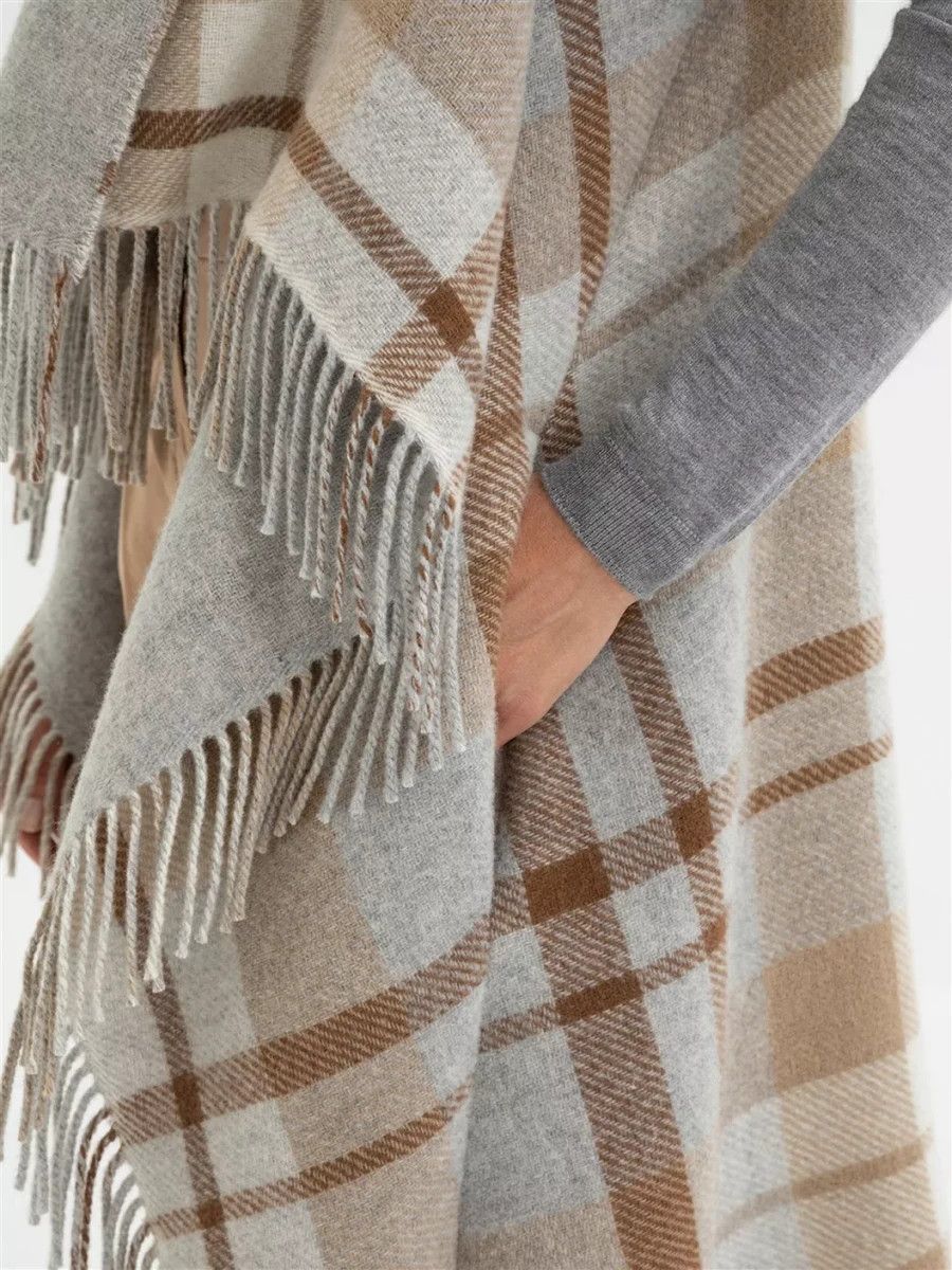 Fabiana Filippi Fabiana Filippi Checked Wool Waistcoat Poncho Grey Beige Size M / US 6-8 / IT 42-44 - 4 Thumbnail
