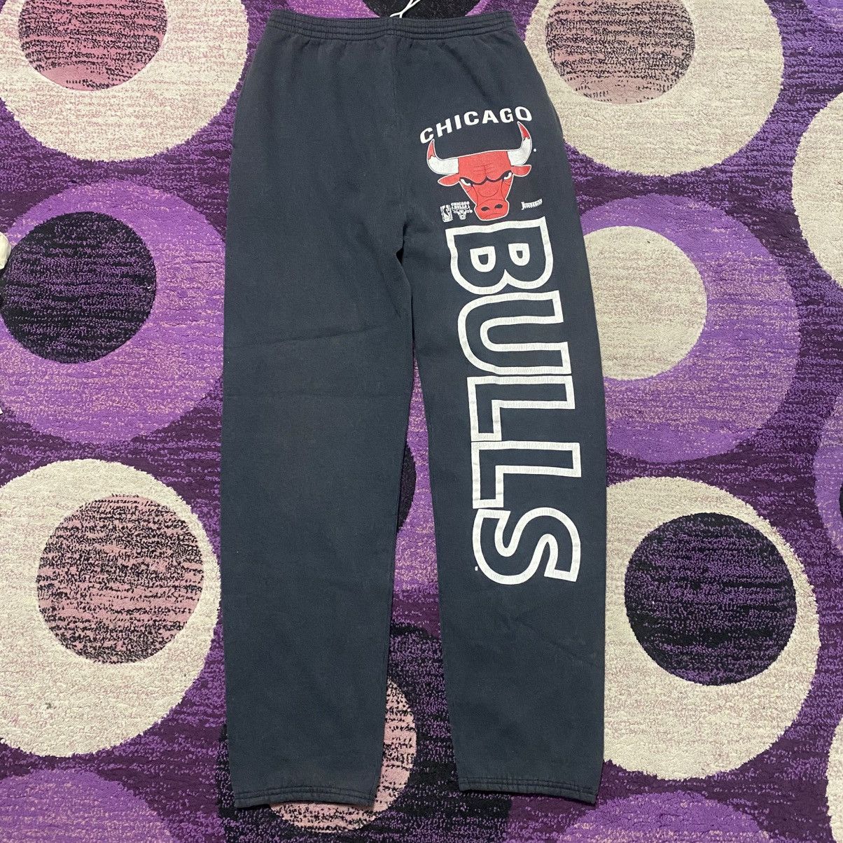 NBA × Vintage Vintage Jostens Chicago Bulls Joggers Size US 32 / EU 48 - 1 Thumbnail