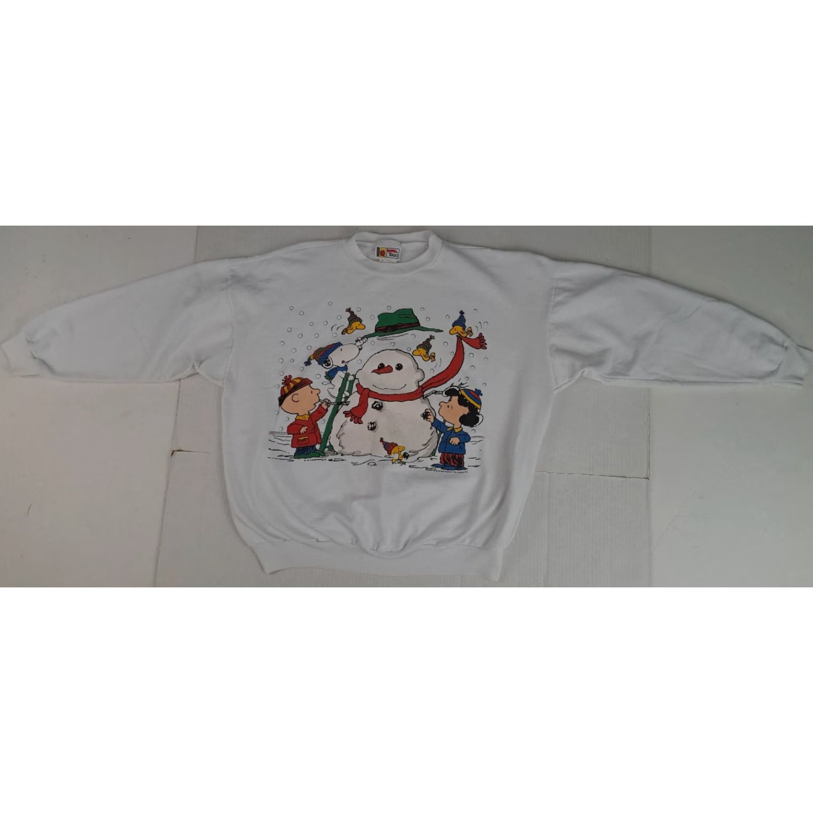 Peanuts VINTAGE Peanuts Gang Building Snowman Print Sweatshirt XL Novel Teez White Unisex Adults Crew Neck Long Sleeve Pullover Graphic Print Winter Snow Size US XL / EU 56 / 4 - 2 Thumbnail