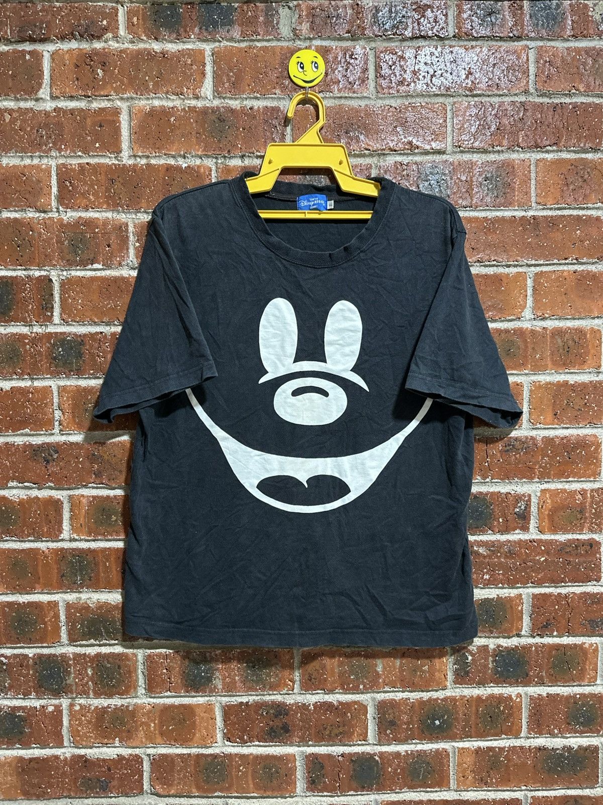 Disney Vintage Tokyo Disney Resort Sun Faded Tee Size US L / EU 52-54 / 3 - 1 Thumbnail