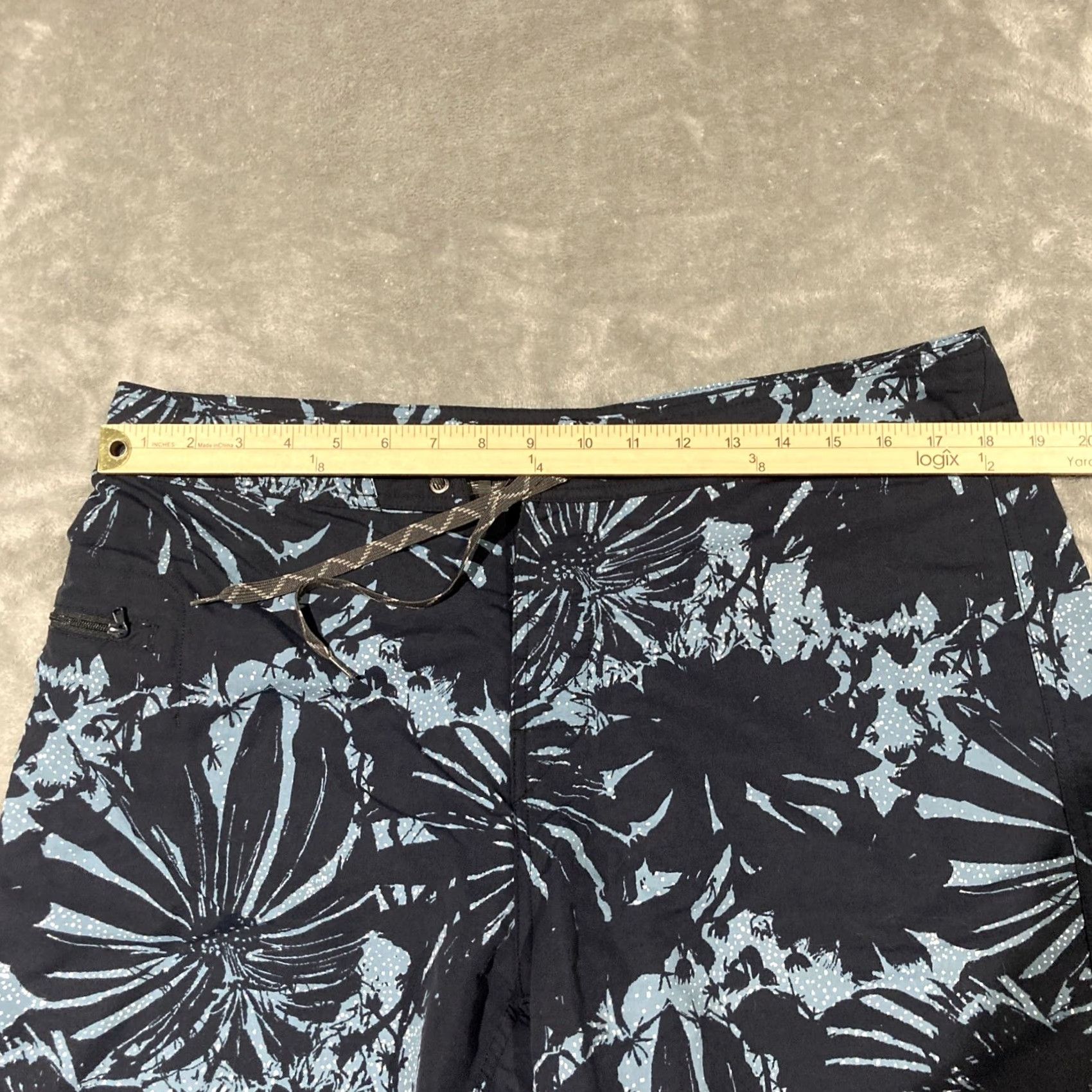 Patagonia Patagonia Board Shorts Mens 36 Blue Surf Board Shorts UV-Protection Pockets Drawstring Lightweight Nylon Beach Men Size US 36 / EU 52 - 4 Thumbnail