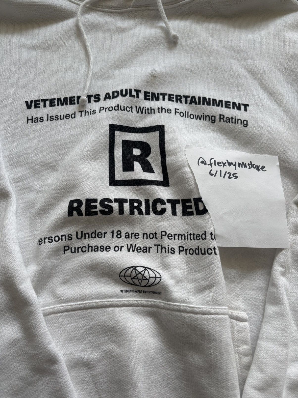 Vetements Vetements Restricted Hoodie Size US XS / EU 42 / 0 - 2 Thumbnail