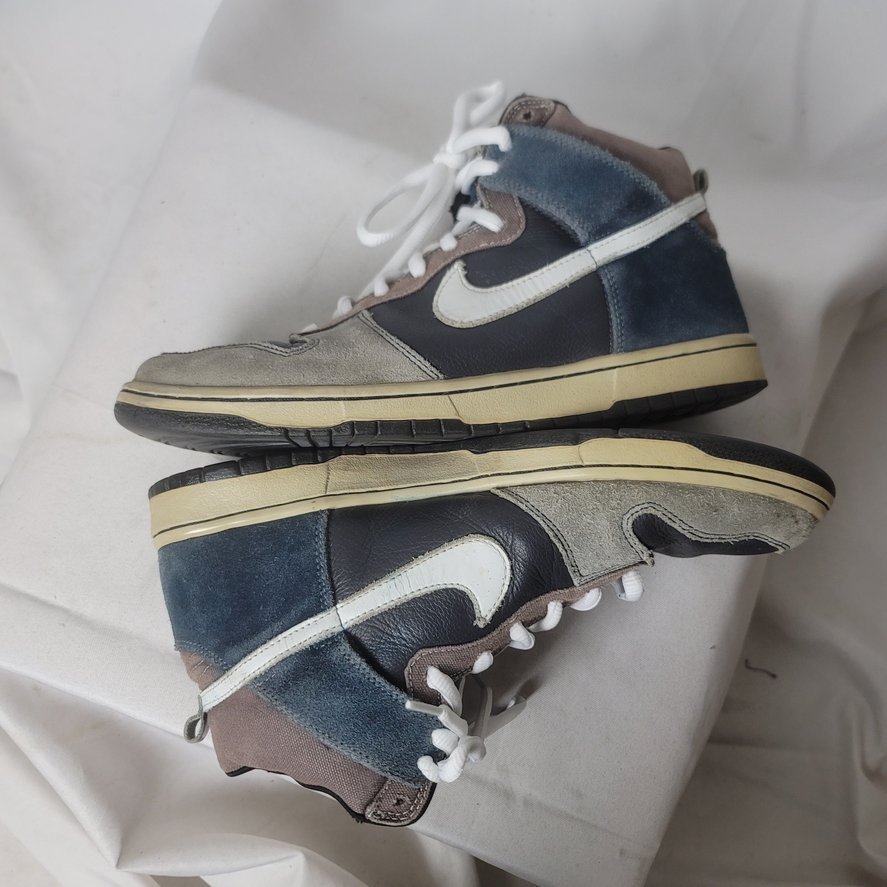 Nike Nike SB Dunk High "Un-Futura" (2008) Size US 10.5 / EU 43-44 - 4 Thumbnail