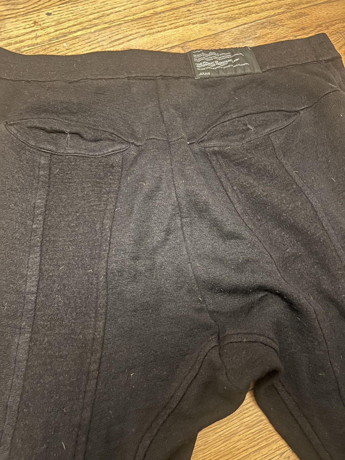 Julius Like New! F/W12 “Resonance” Shorts FITS 36" Size US 34 / EU 50 - 7 Thumbnail