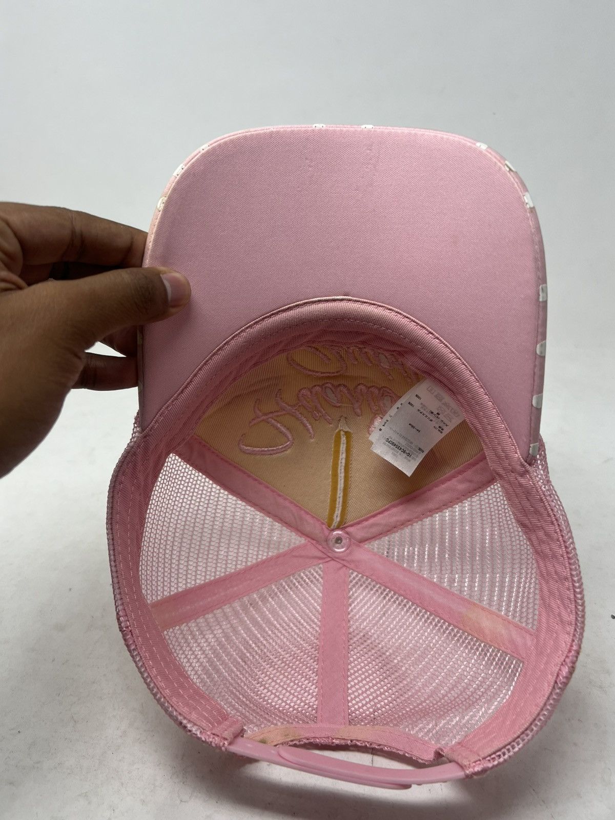 Japanese Brand Hilarious Jubilee Pink Trucker Hat Size ONE SIZE - 7 Thumbnail