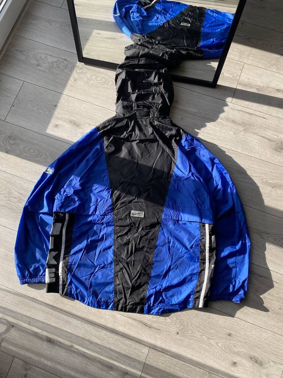 Nike Vintage Nike Swoosh Nylon Zip-up Jacket L Y2K Size US L / EU 52-54 / 3 - 10 Thumbnail